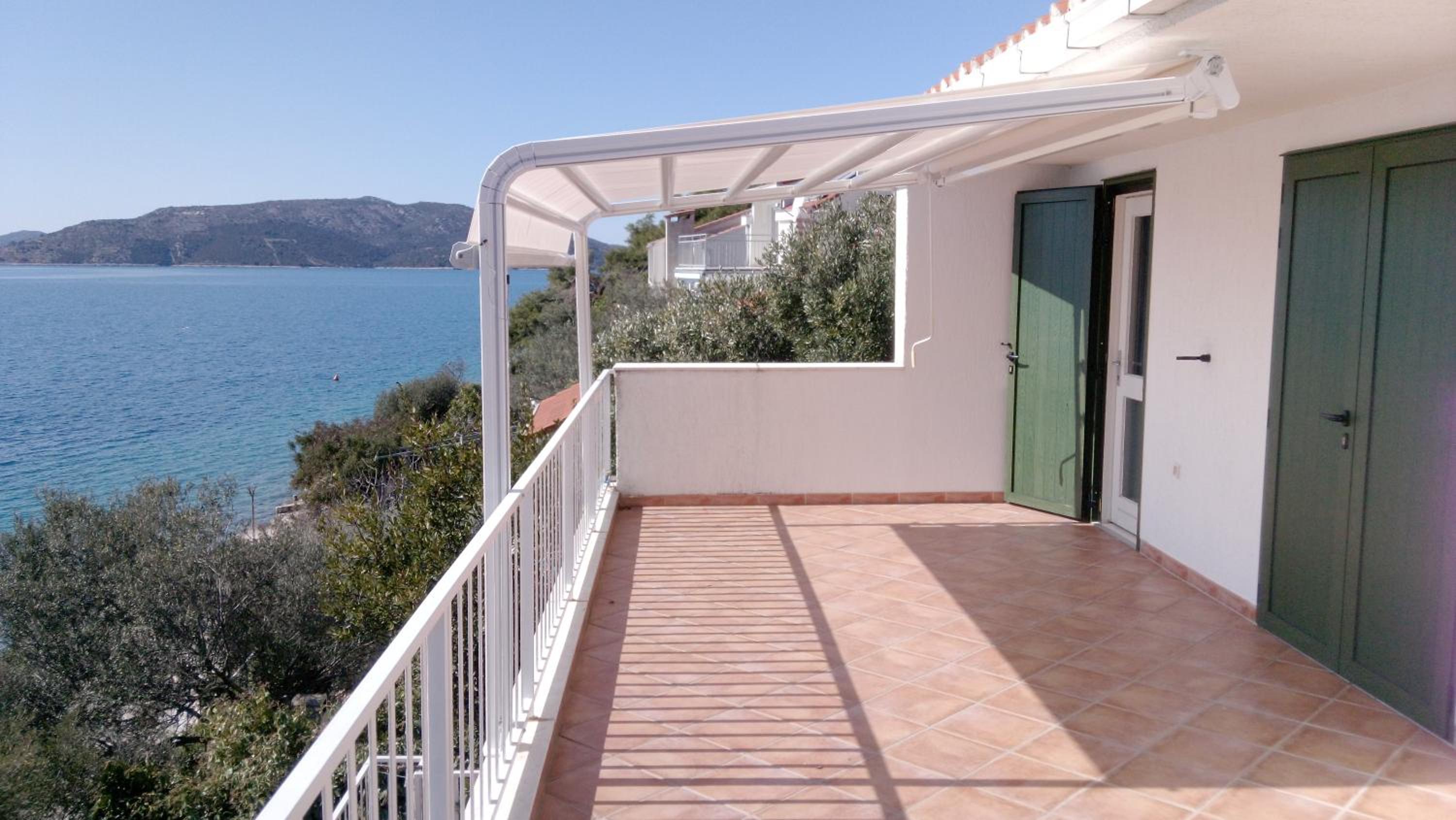 Apartment with Sea View - Photo 19