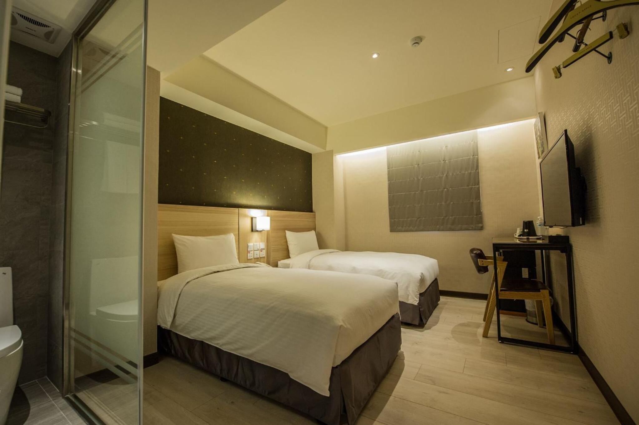 Deluxe Twin Room