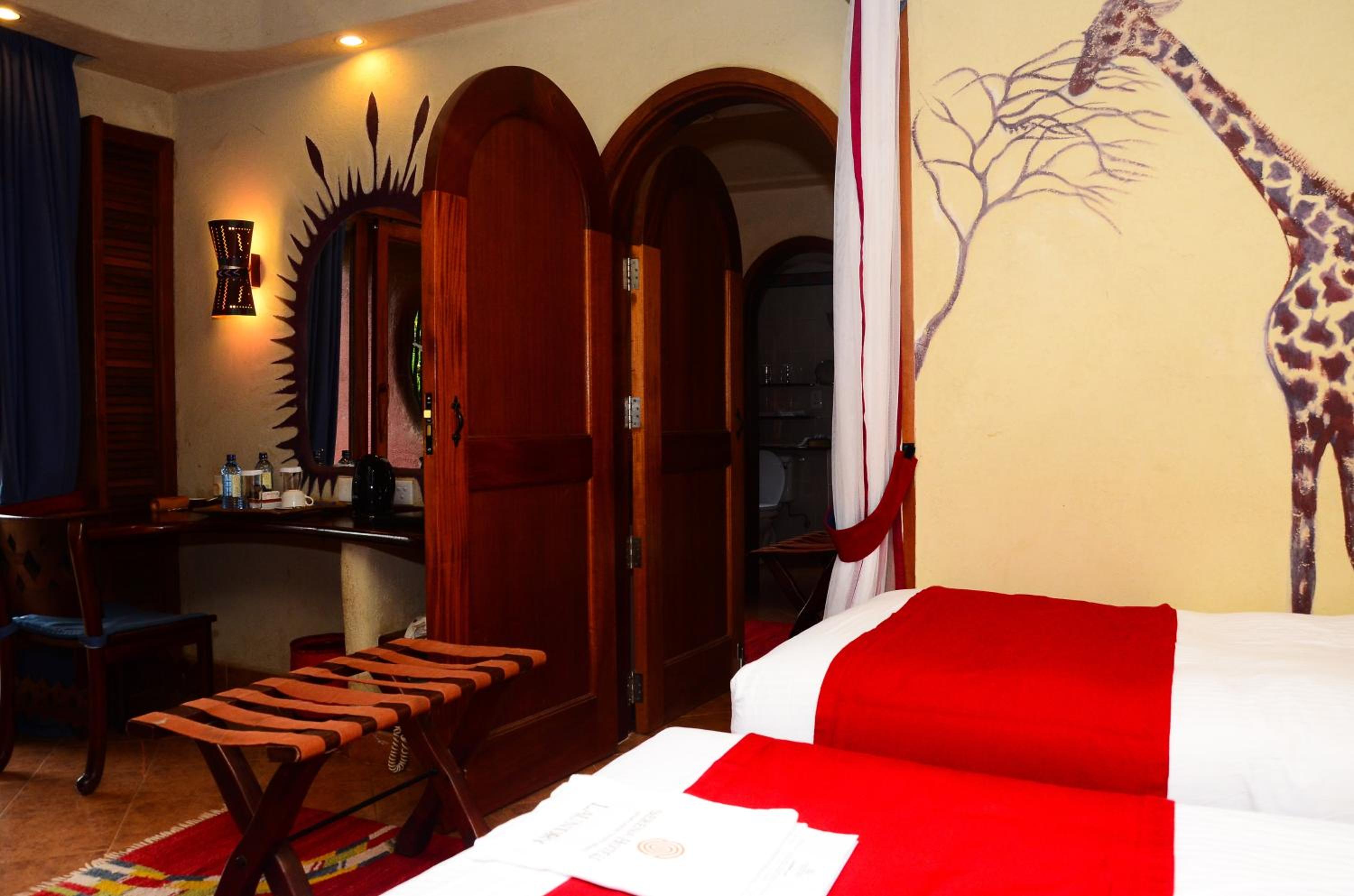 Standard Double or Twin Room - Photo 6