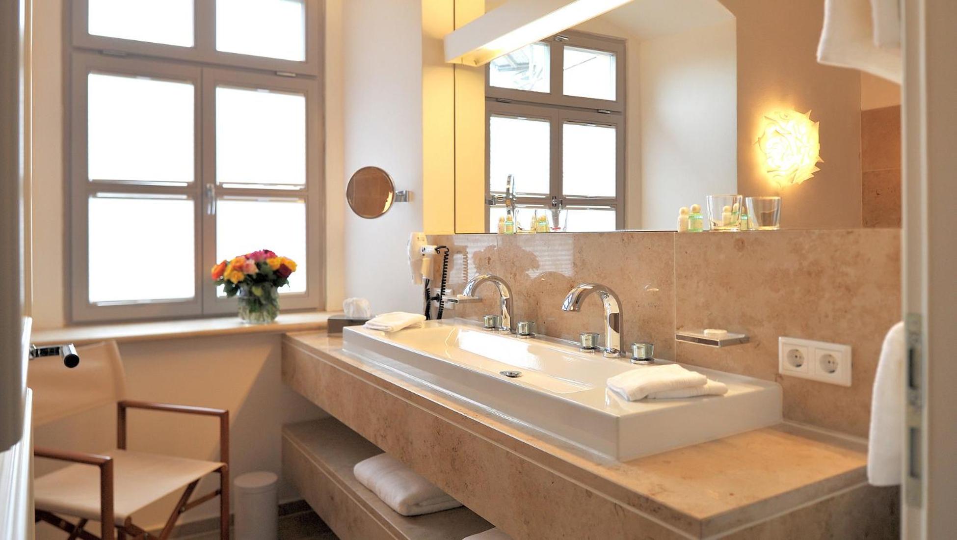 Suite photo 2