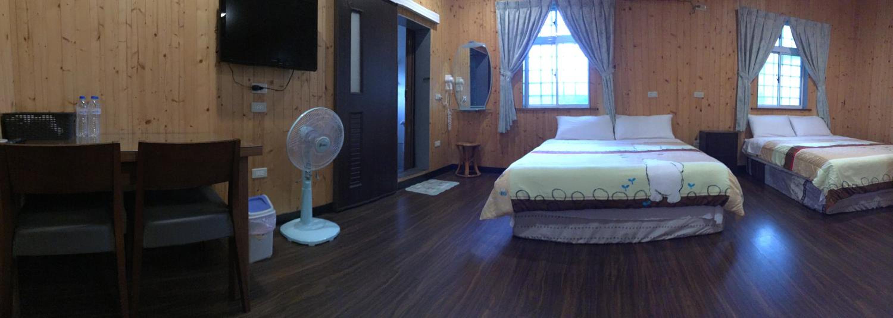 Deluxe Quadruple Room photo 2