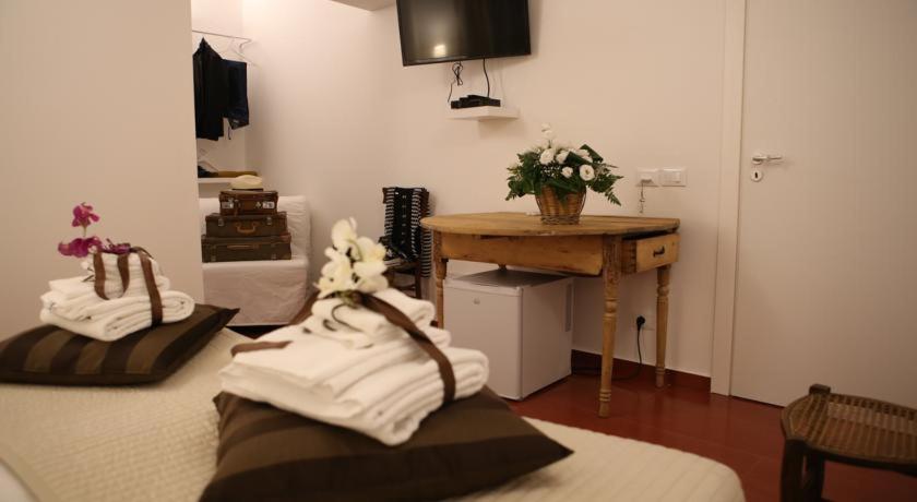 Standard Twin Room with Garden View photo 1