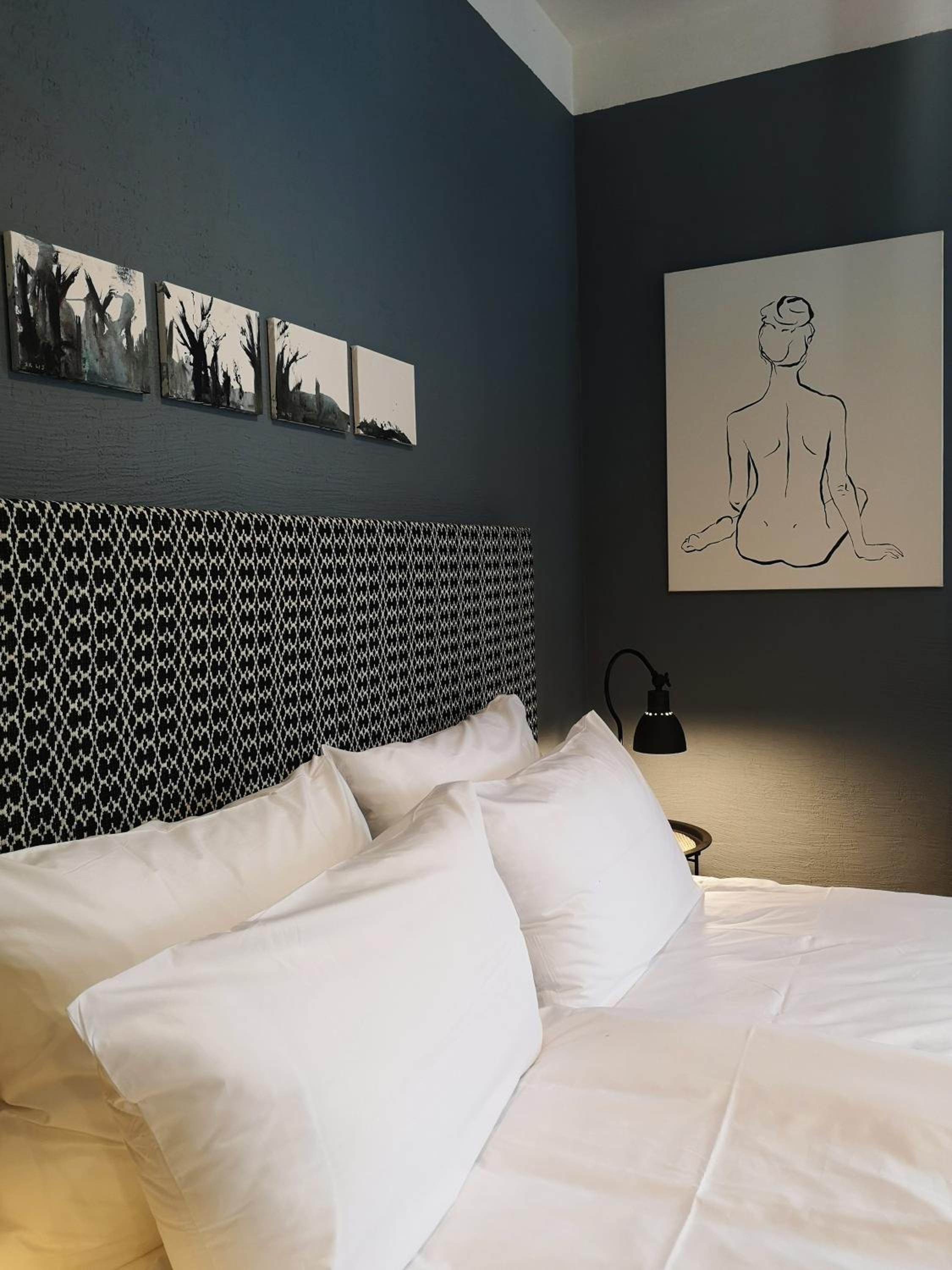 Double or Twin Room (Writer´s Room) - Photo 5