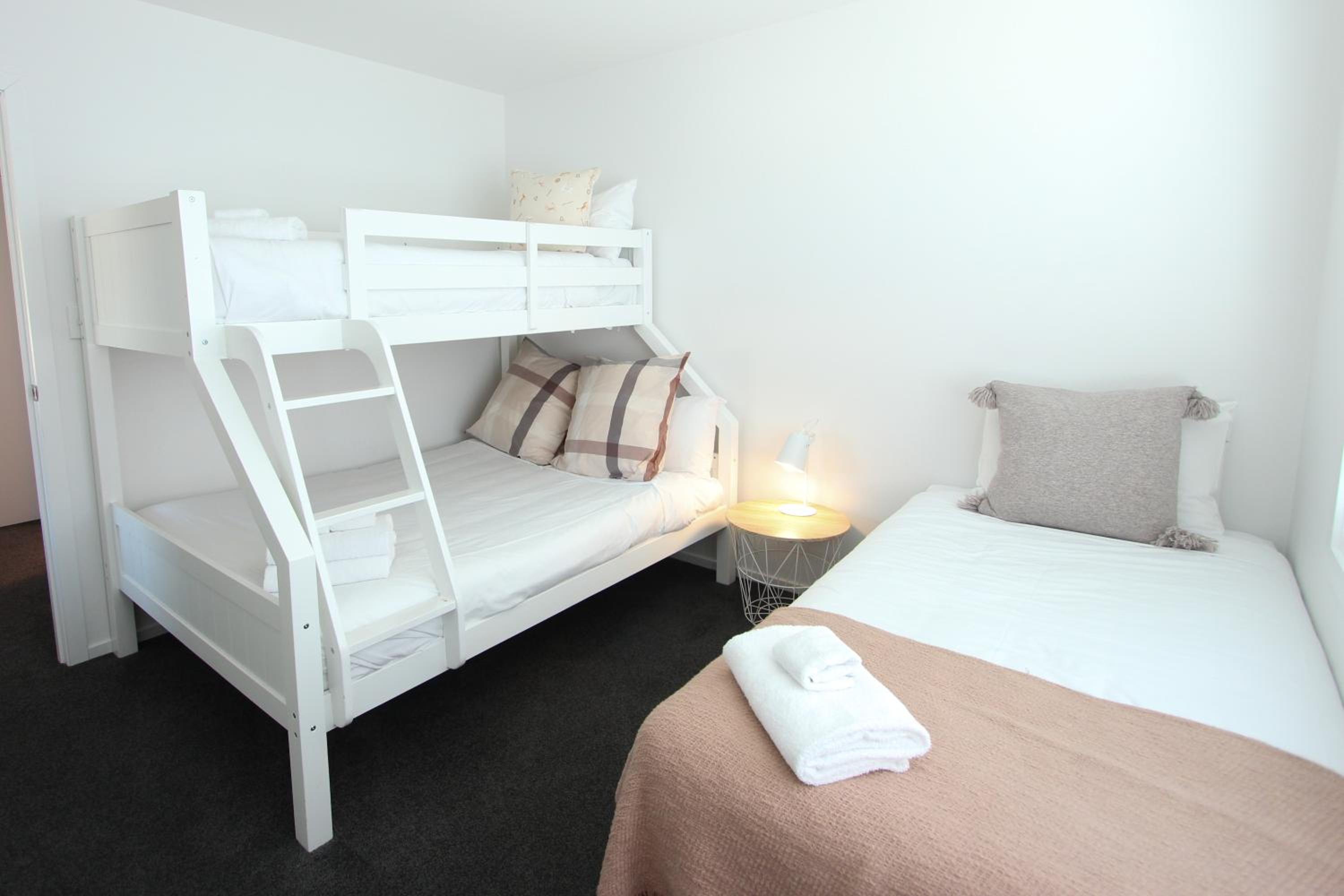 Apartment - Photo 12