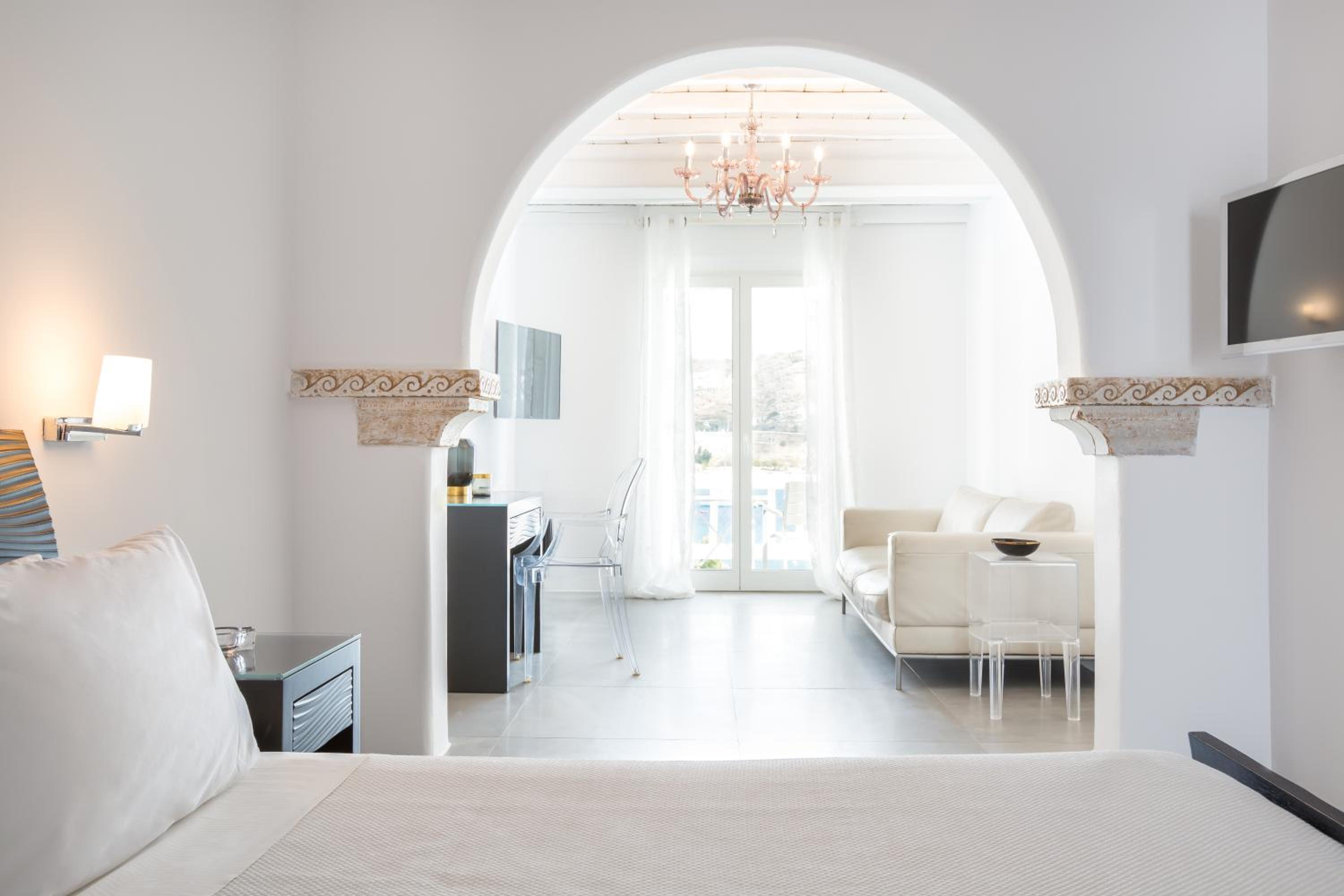 Junior Suite with Sea View - Photo 2