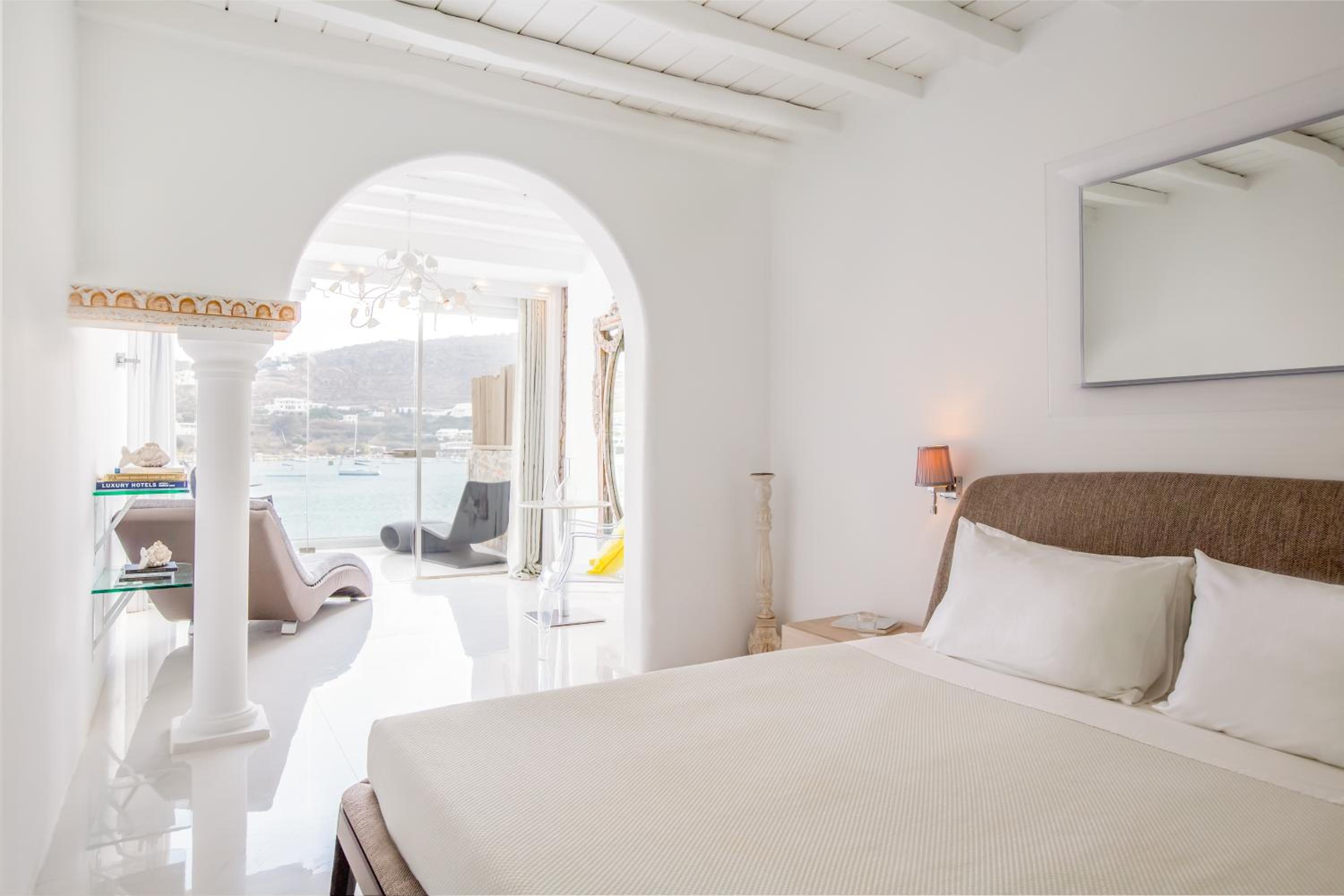 Junior Suite with Sea View - Photo 10