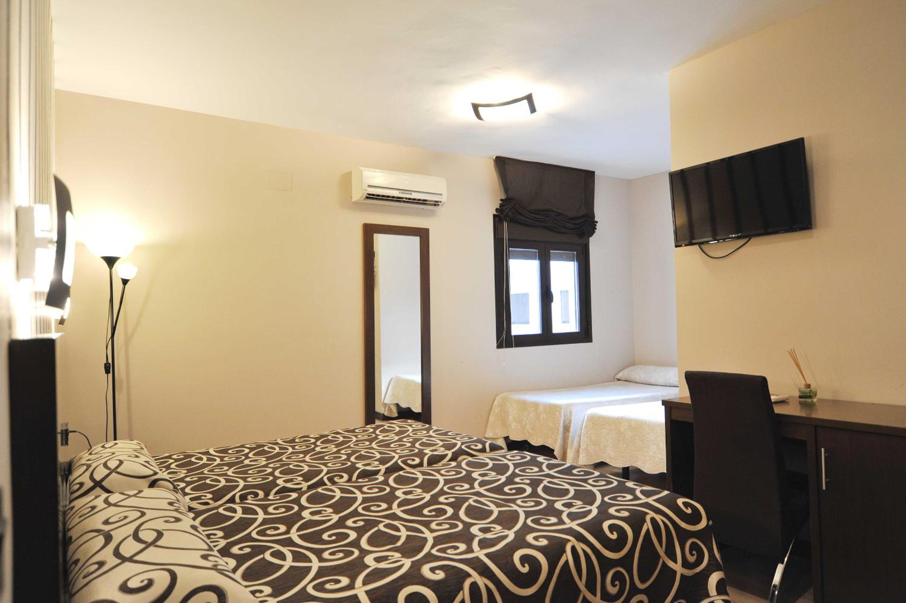 Habitación Familiar (2 Adultos + 2 Niños)