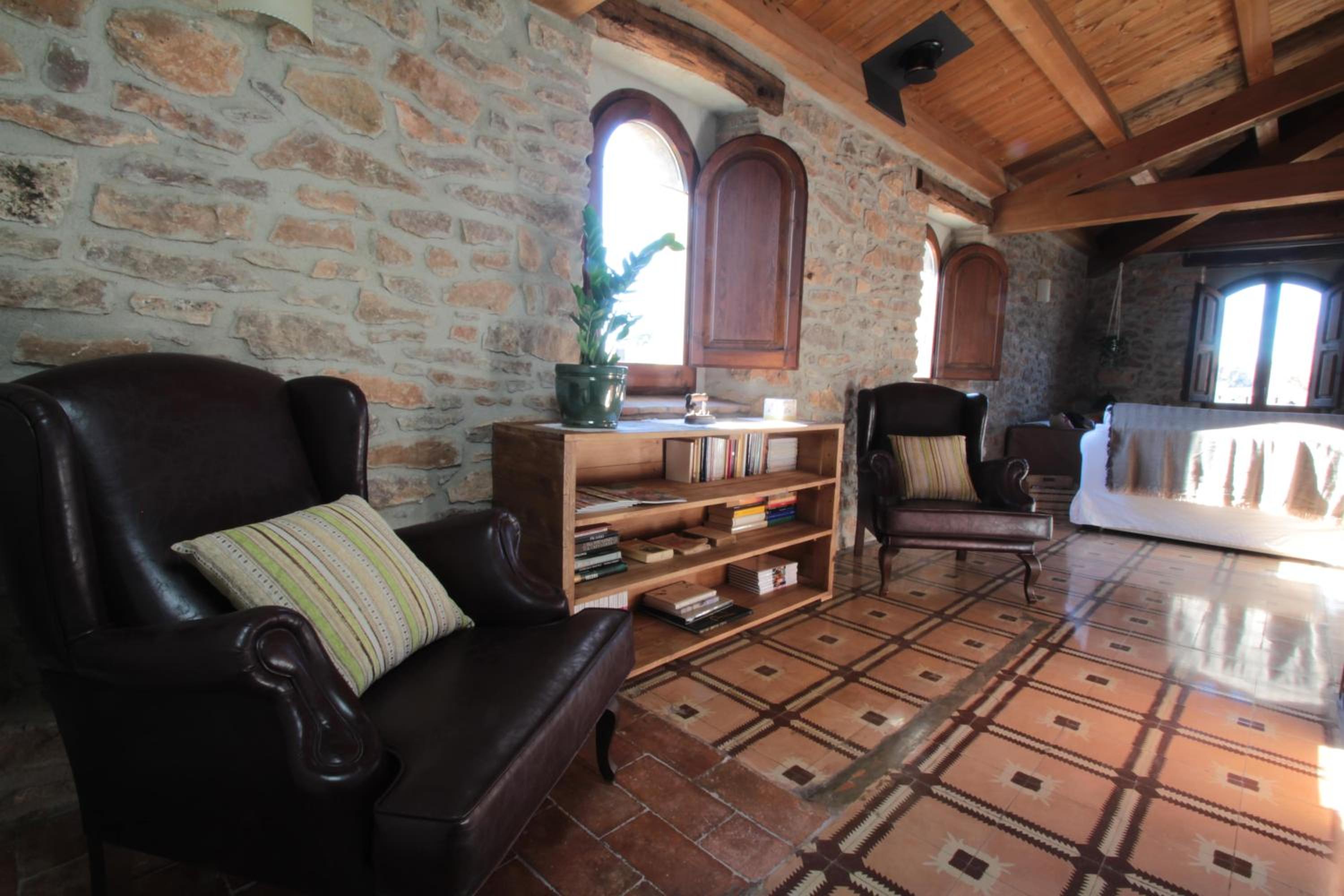 Casa de cuatro habitaciones