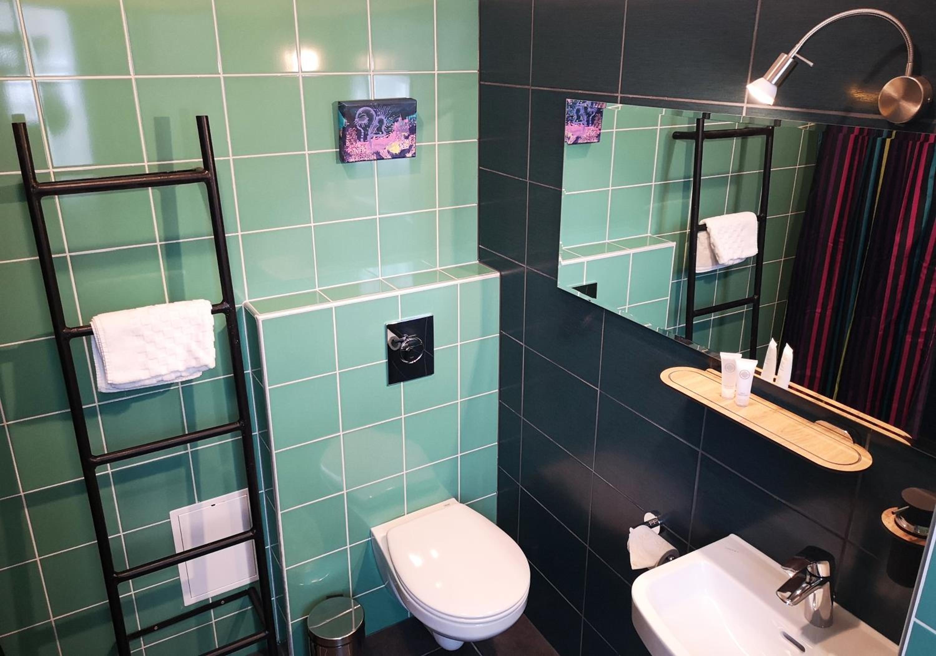 Double or Twin Room - Disability Access (Glamor) - Photo 4