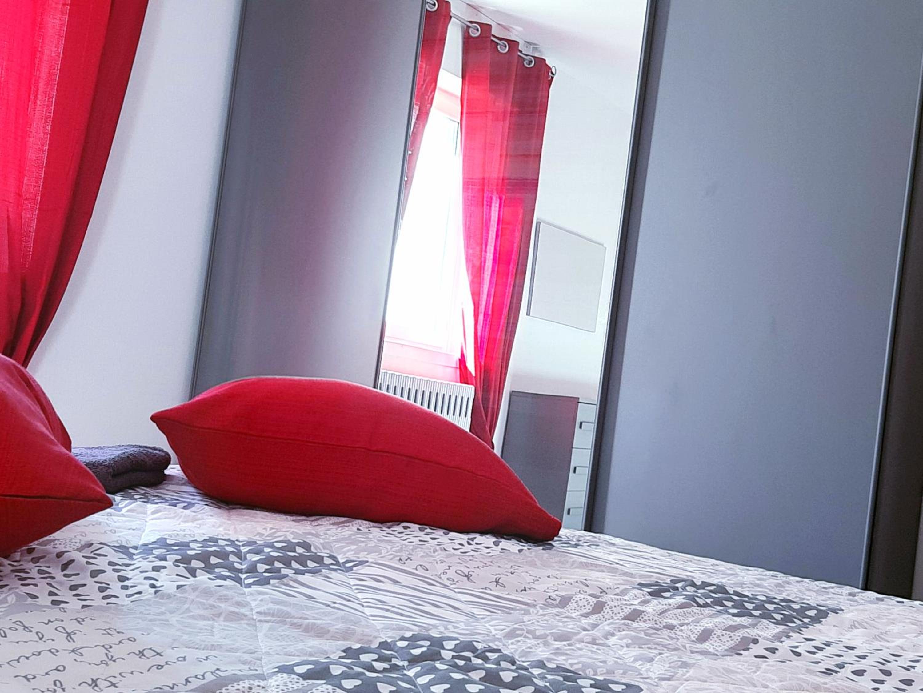 One-Bedroom House photo 3