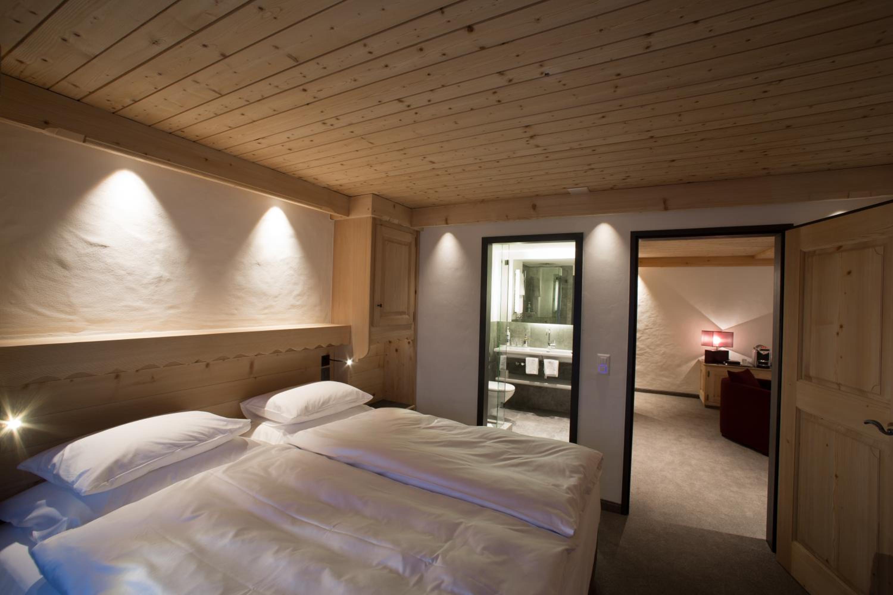 Two-Bedroom Suite - Photo 1