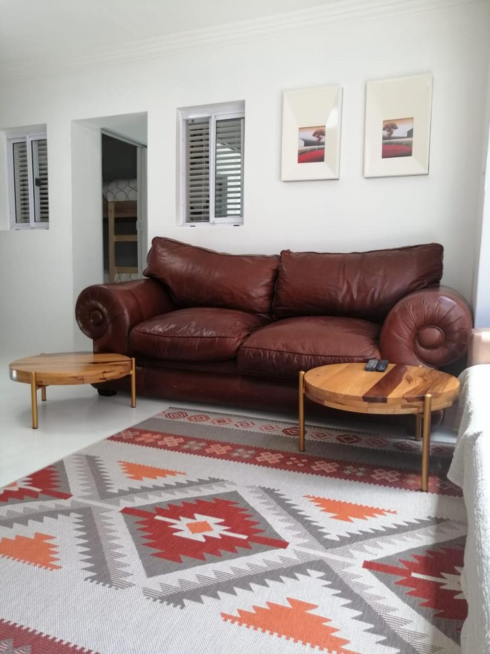 Apartment photo 2
