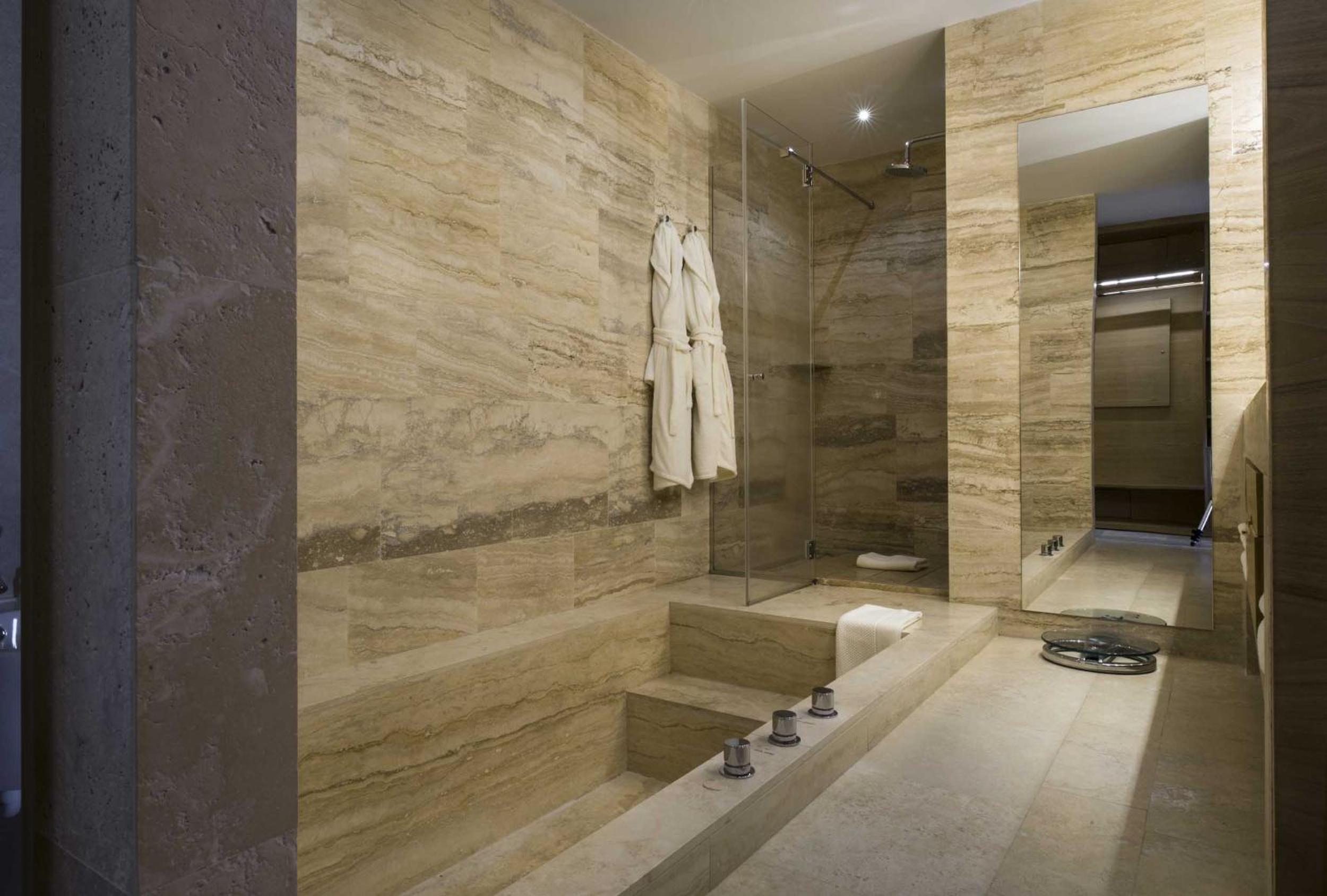 Suite with Terrace - Photo 10