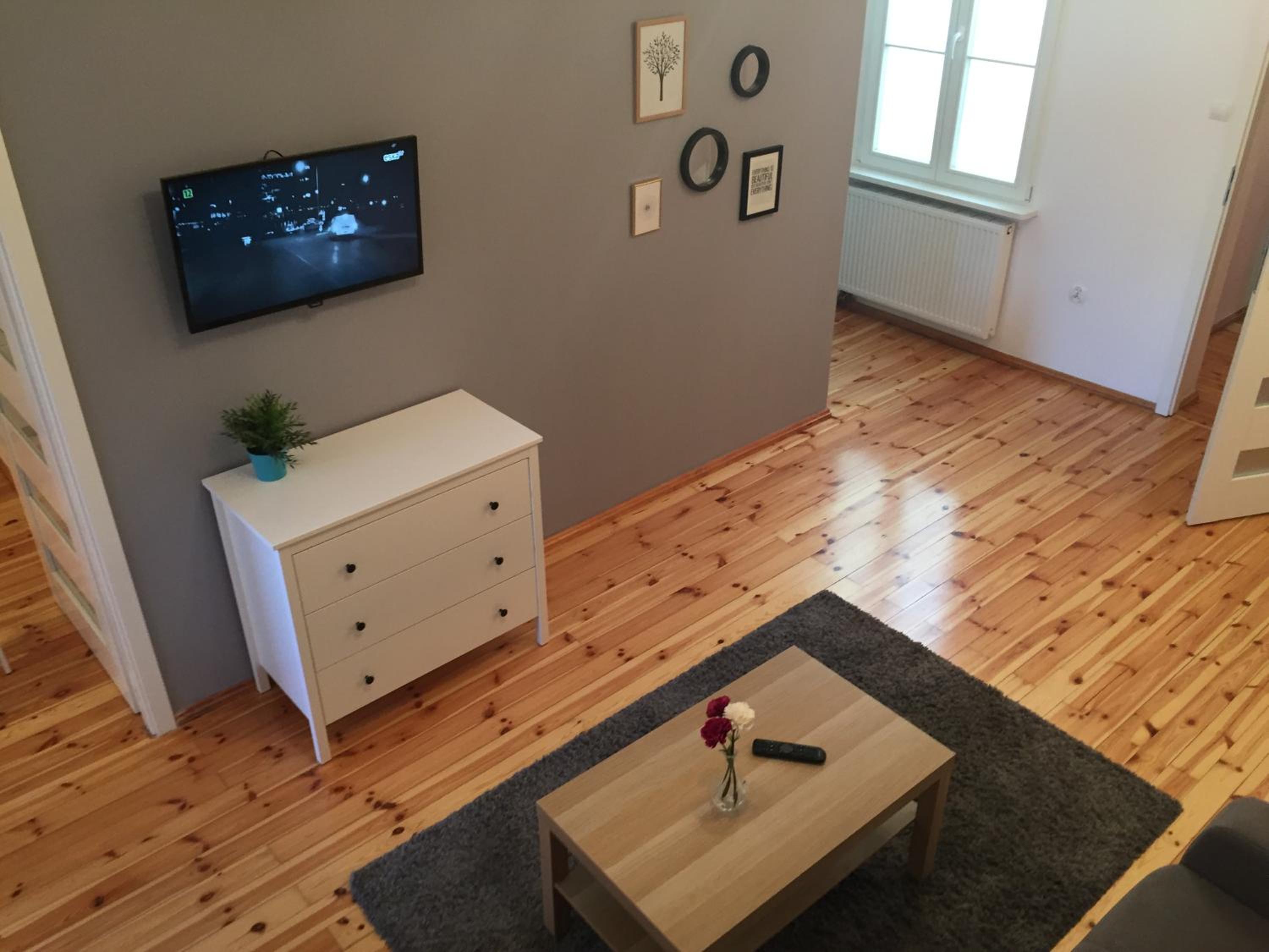 Two-Bedroom Apartment - Photo 1