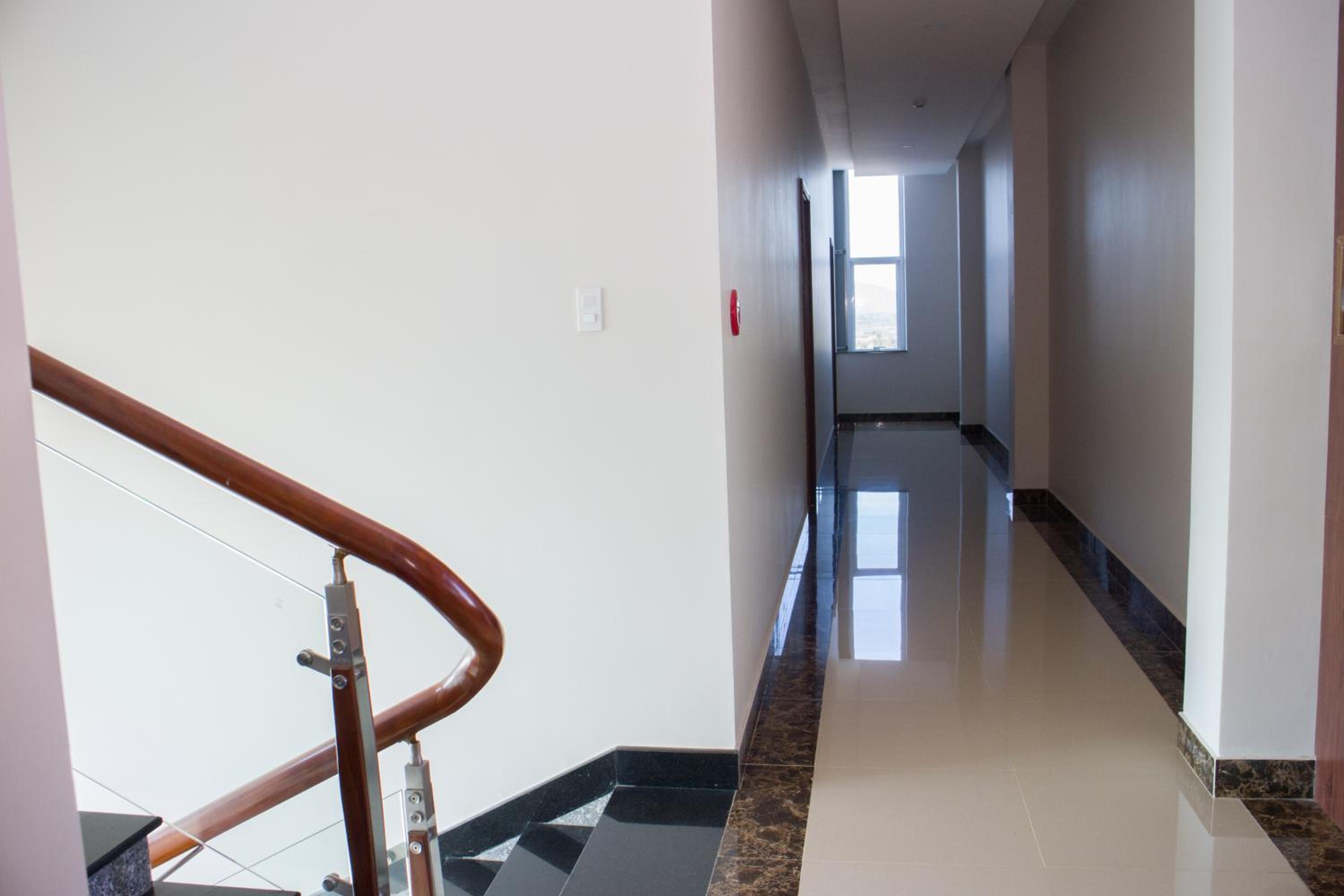 Family Room with Mountain View photo 1