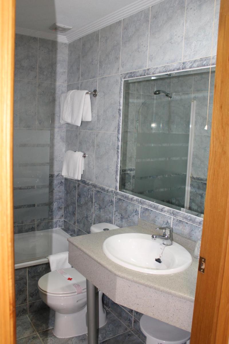 Queen Room photo 1