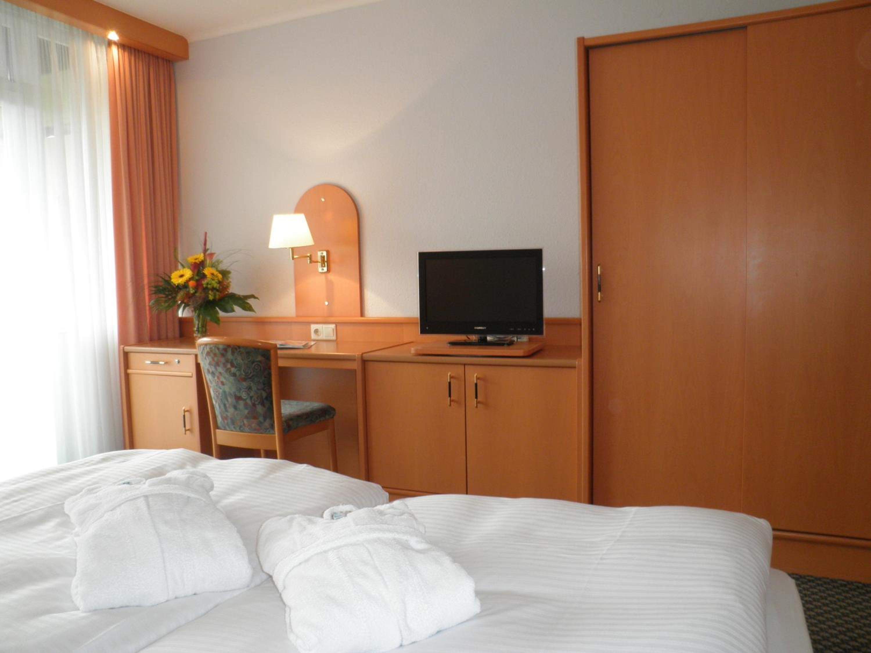 Double Room with Balcony photo 2