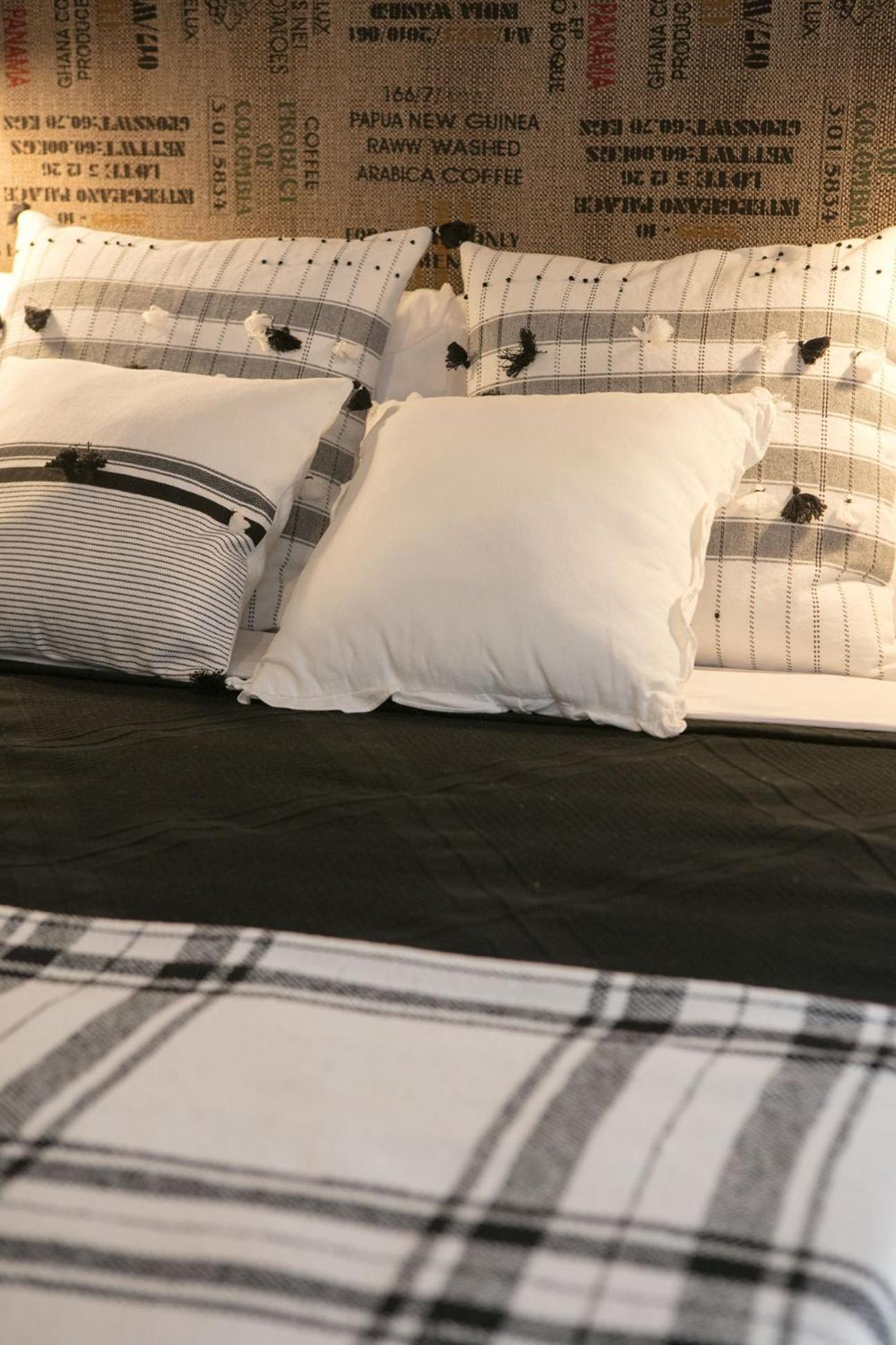 Two-Bedroom Apartment - Photo 9