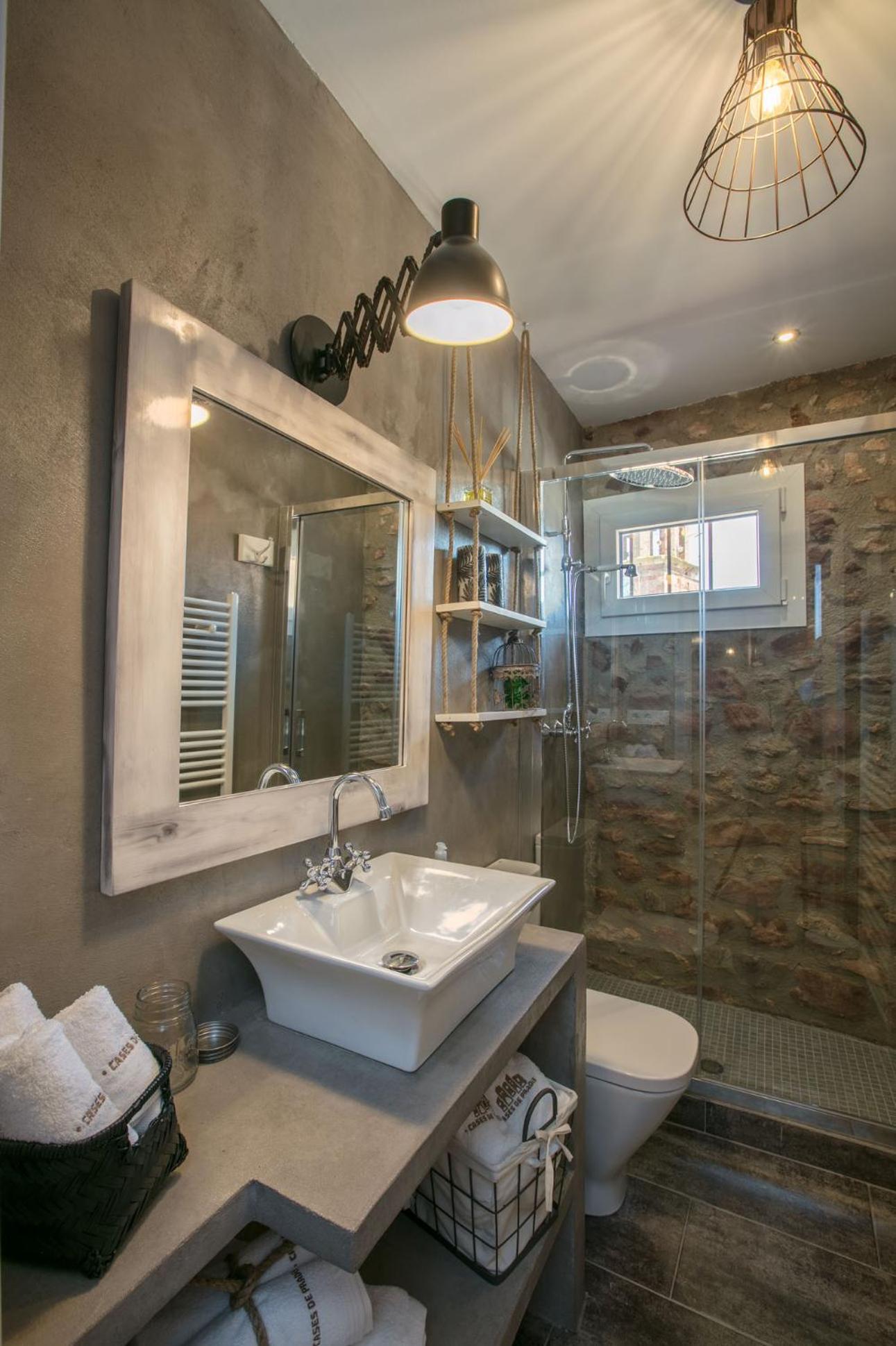 Two-Bedroom Apartment - Photo 7