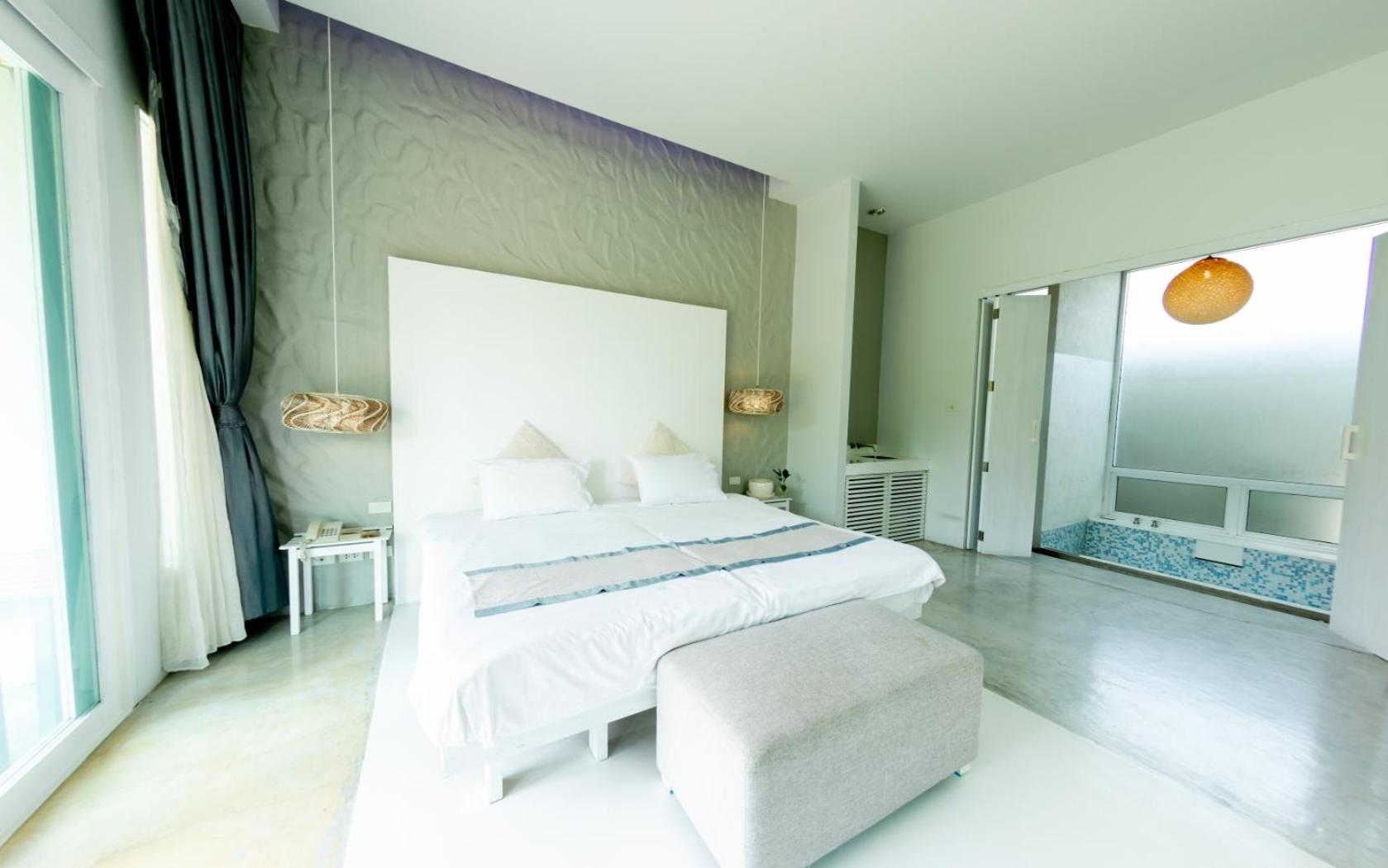Deluxe Double Room - Photo 6