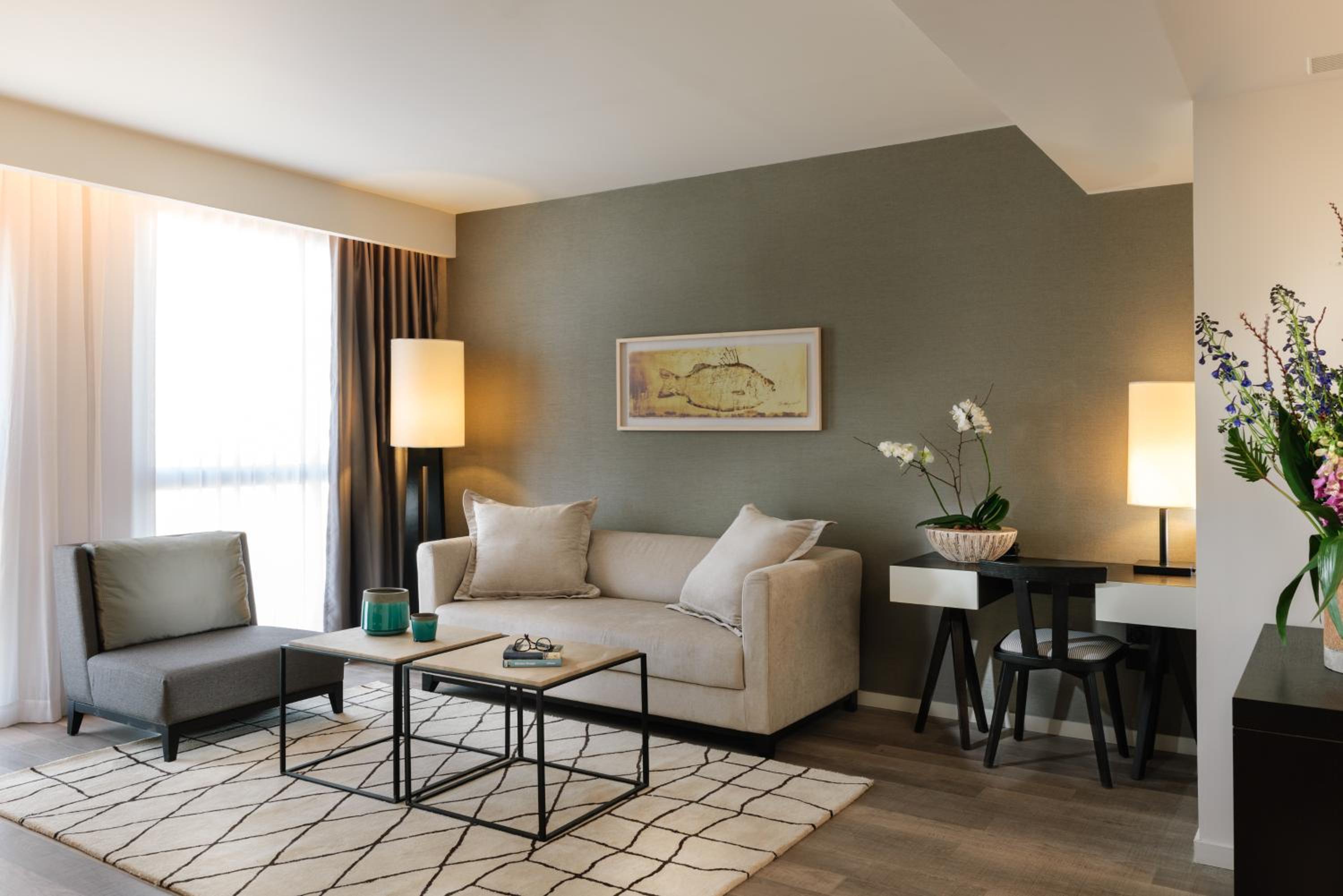 Deluxe Suite