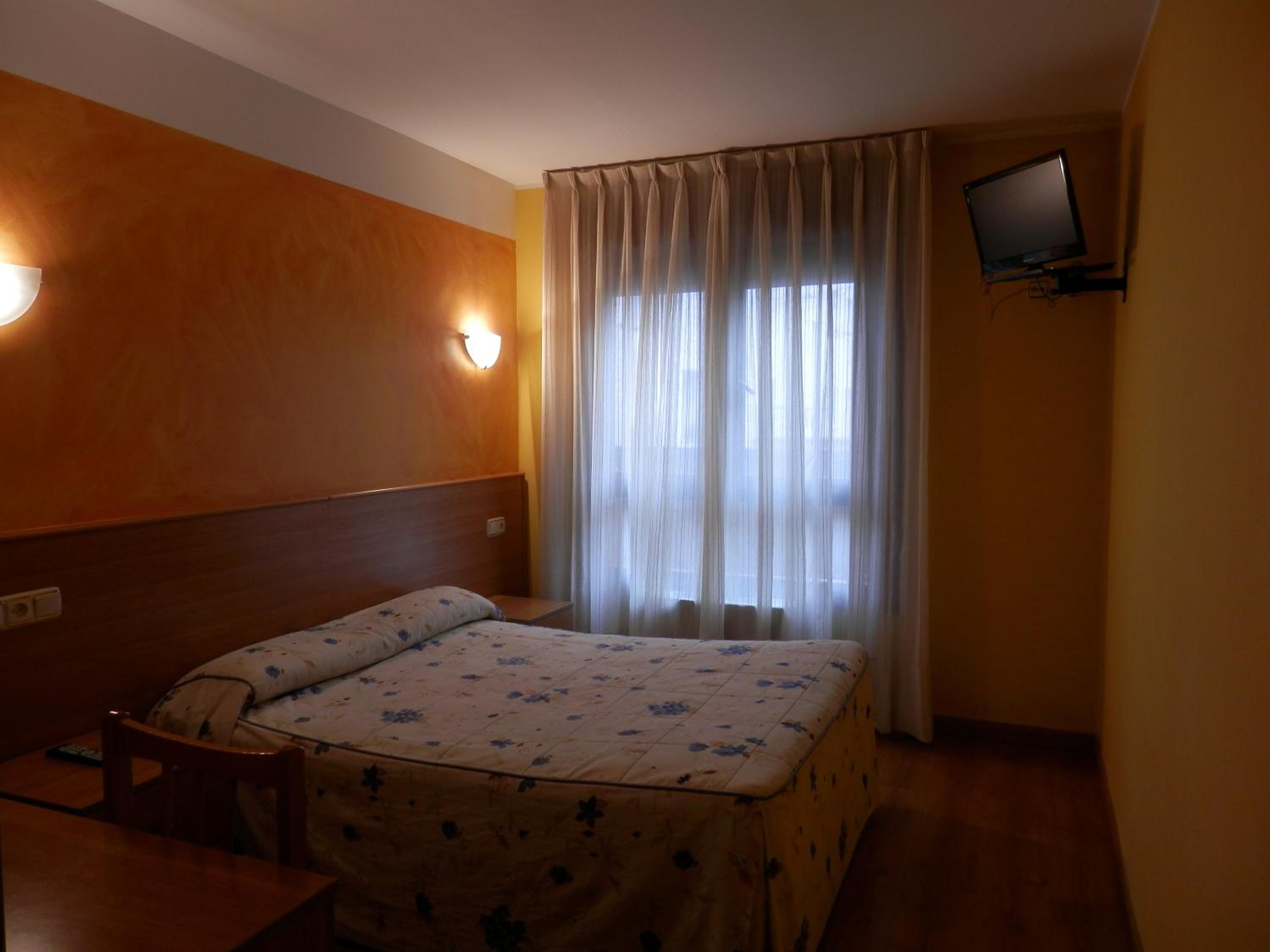 Single Room photo 3