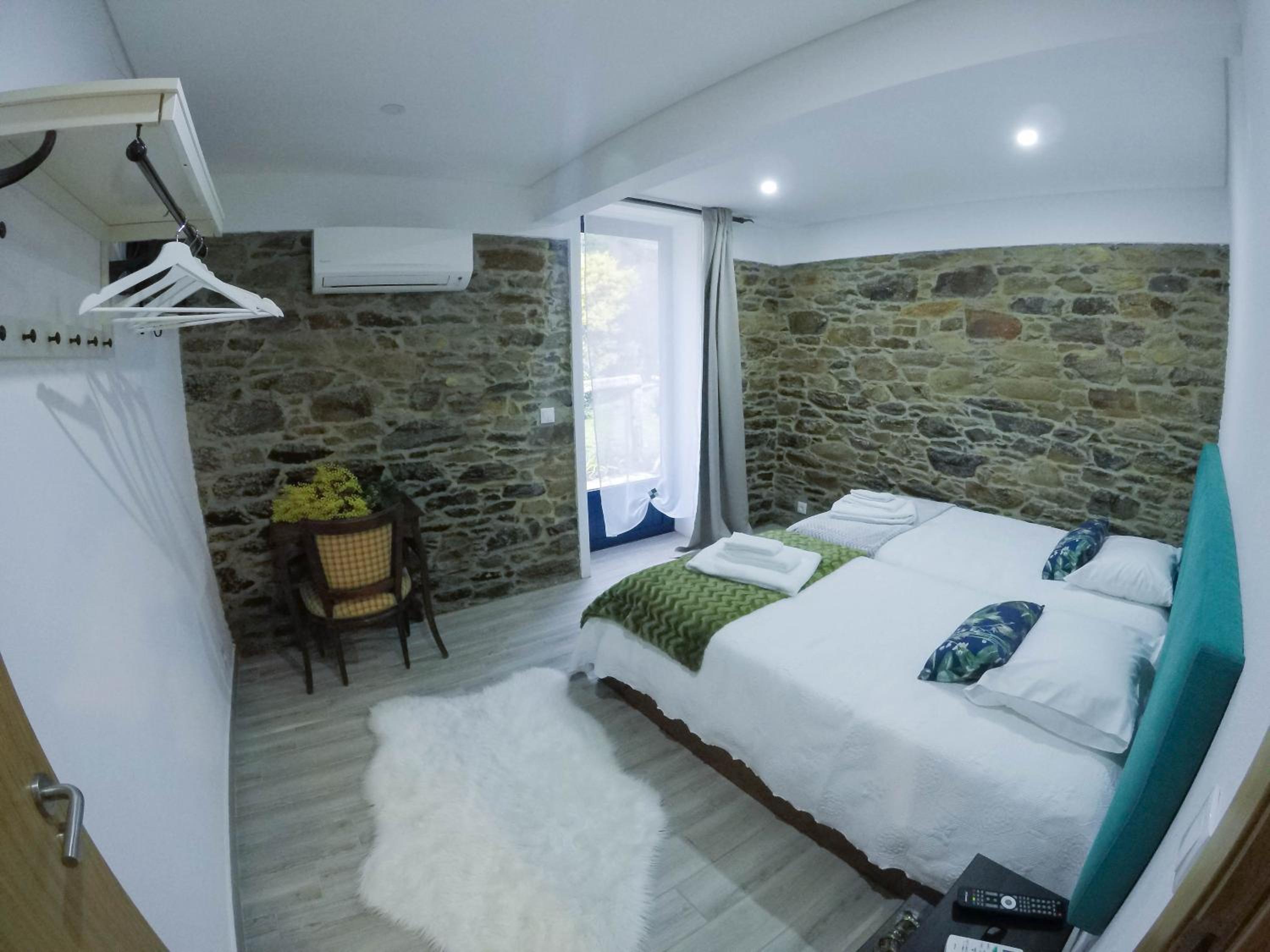 Two-Bedroom Townhouse - Photo 17