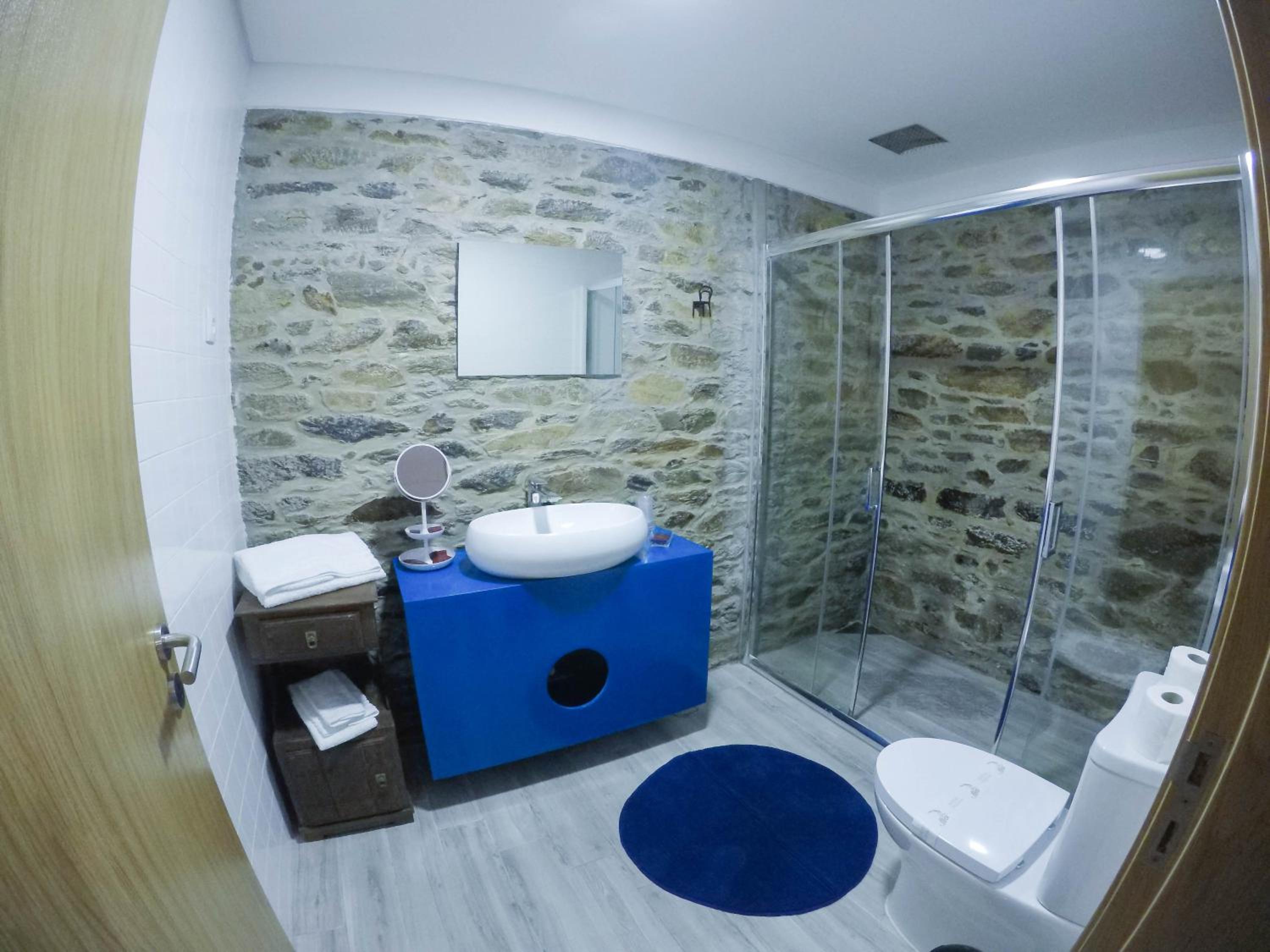 Two-Bedroom Townhouse - Photo 12