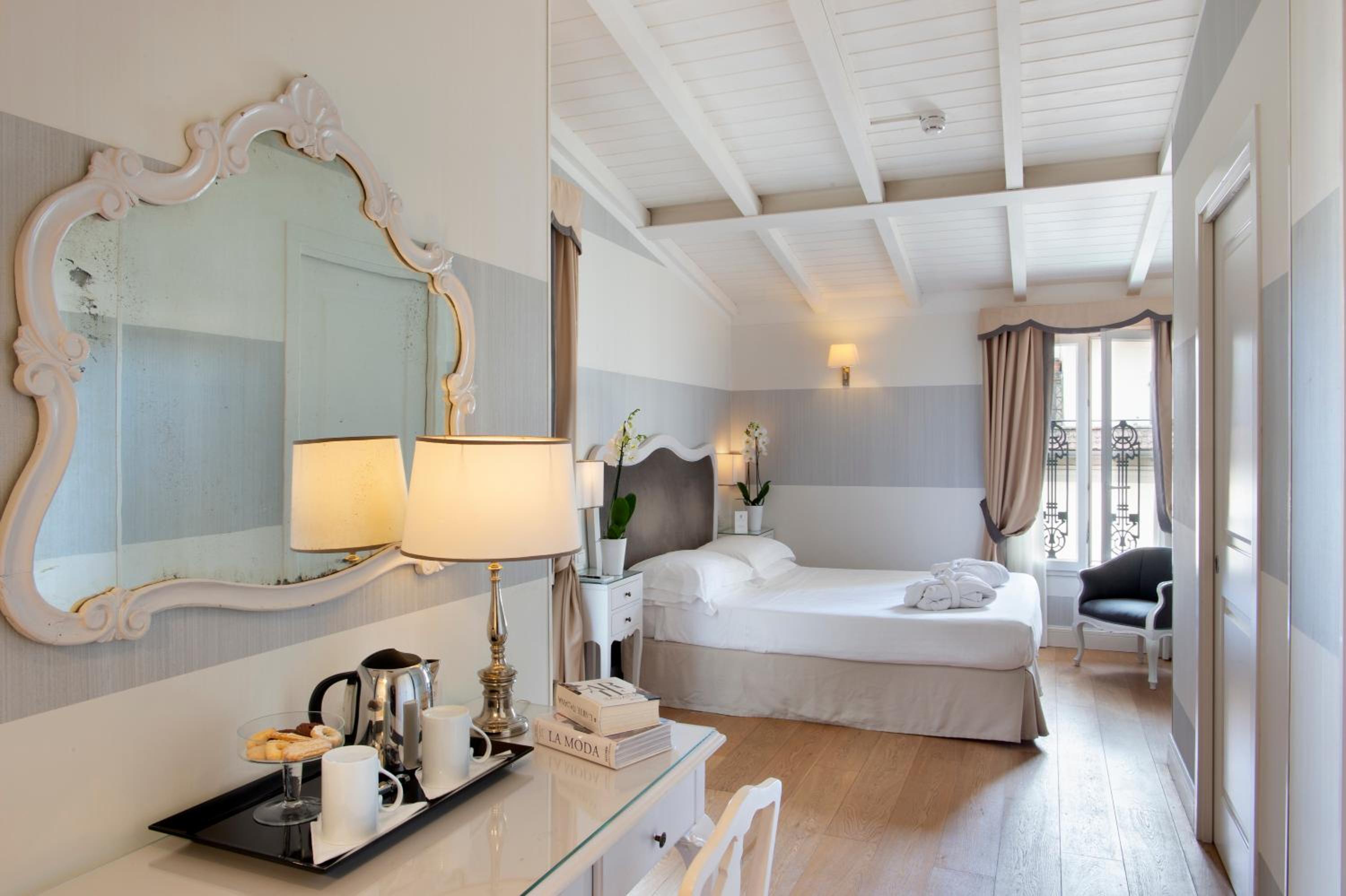 Double or Twin Room with Terrace