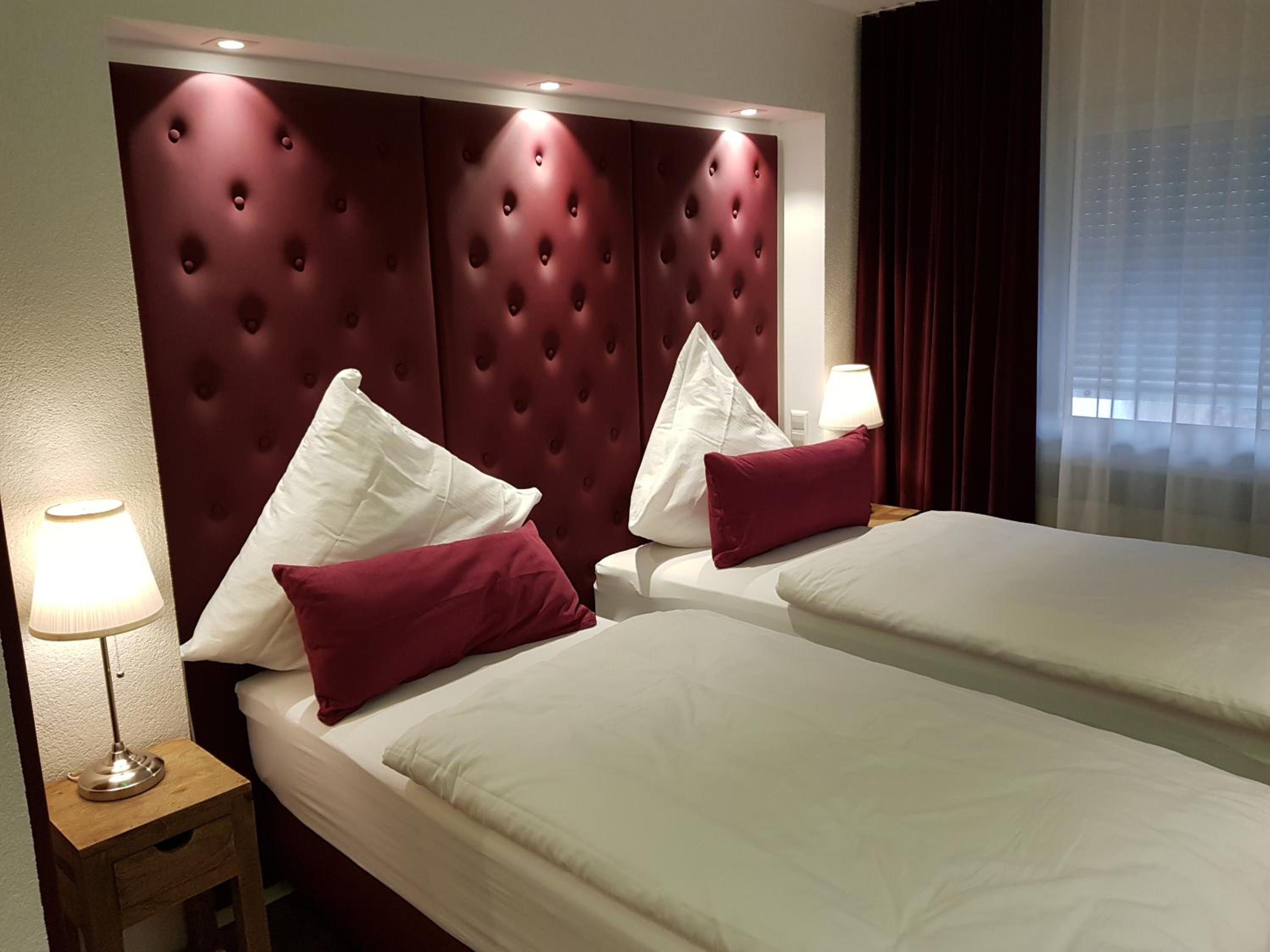 Double Room - Photo 2
