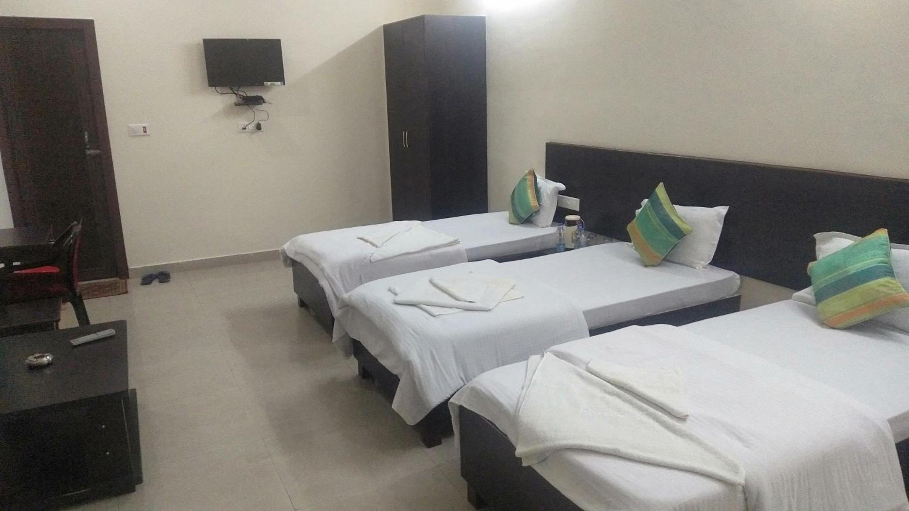 Comfort Triple Room - Photo 9
