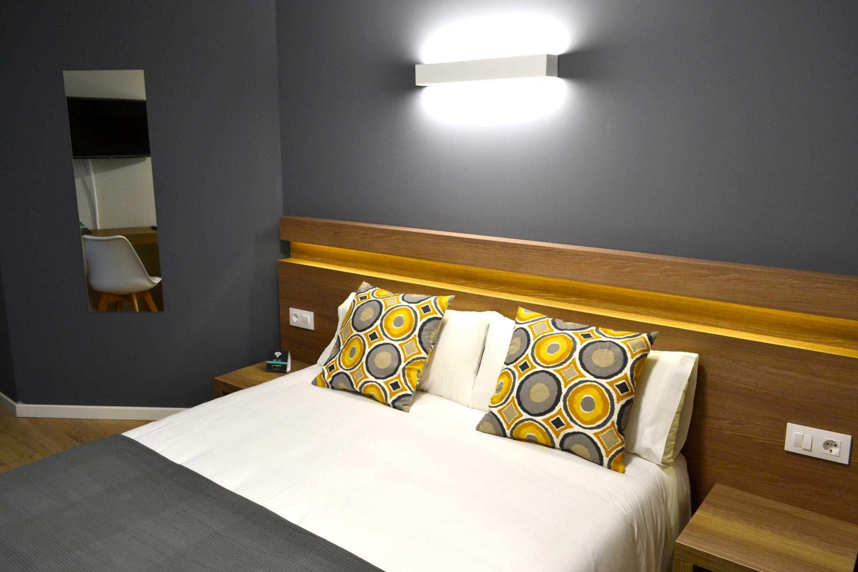 Economy Double or Twin Room - Photo 6