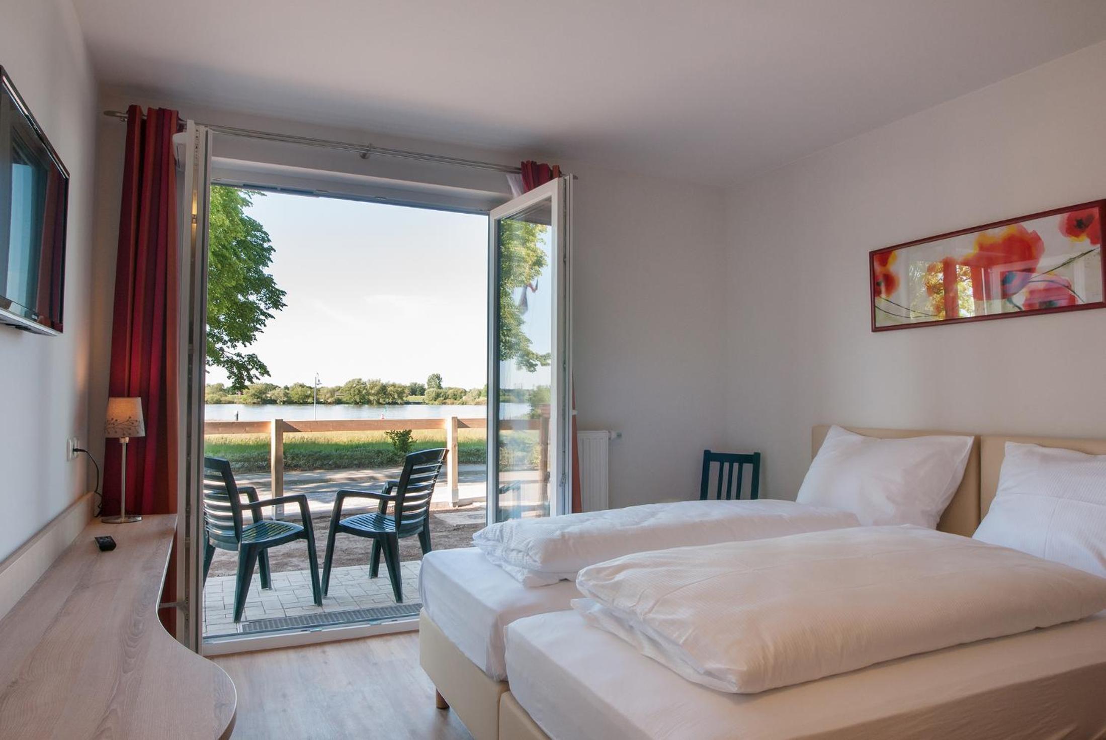 Standard Double Room with River View photo 2