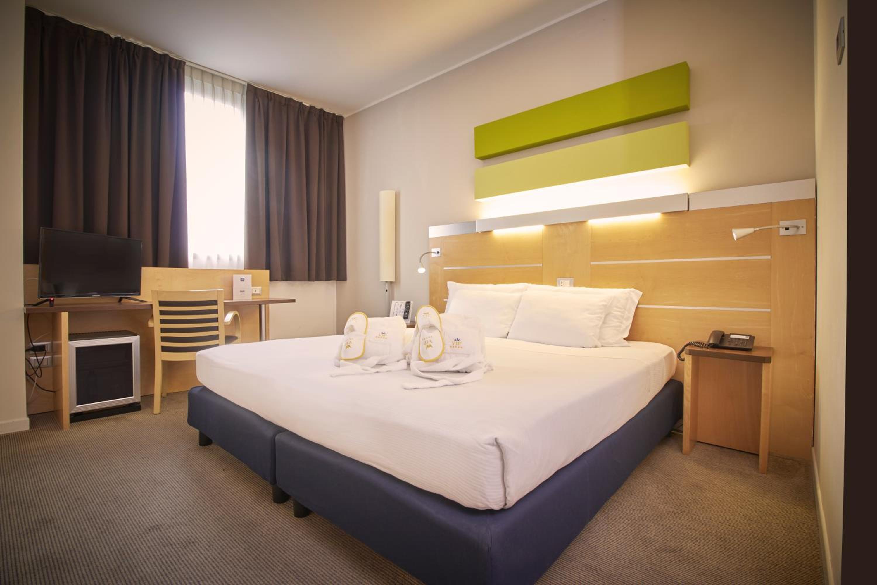 Superior Double Room photo 2