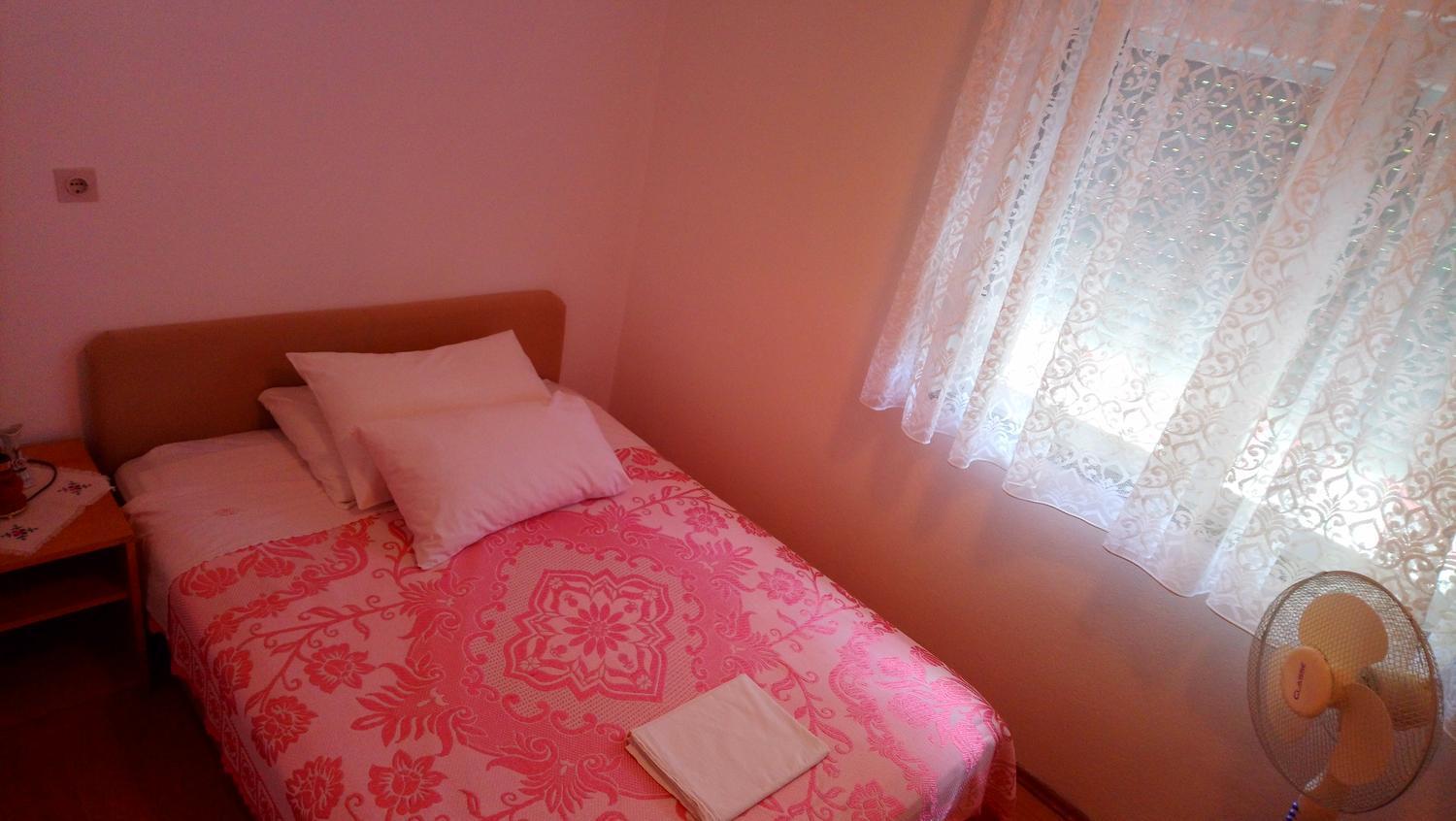 Two-Bedroom Apartment - Photo 7