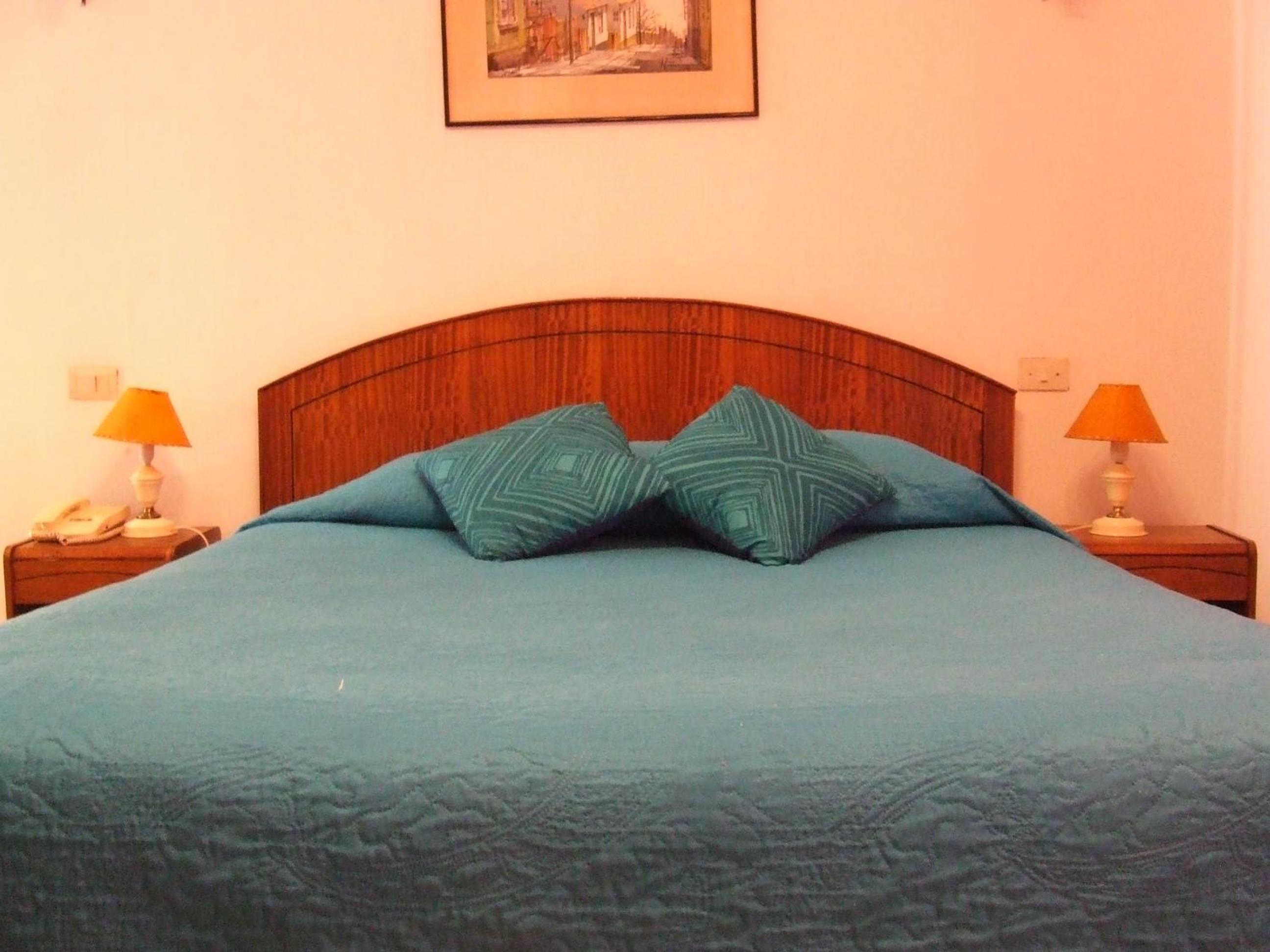 Double Room with Private Bathroom photo 1