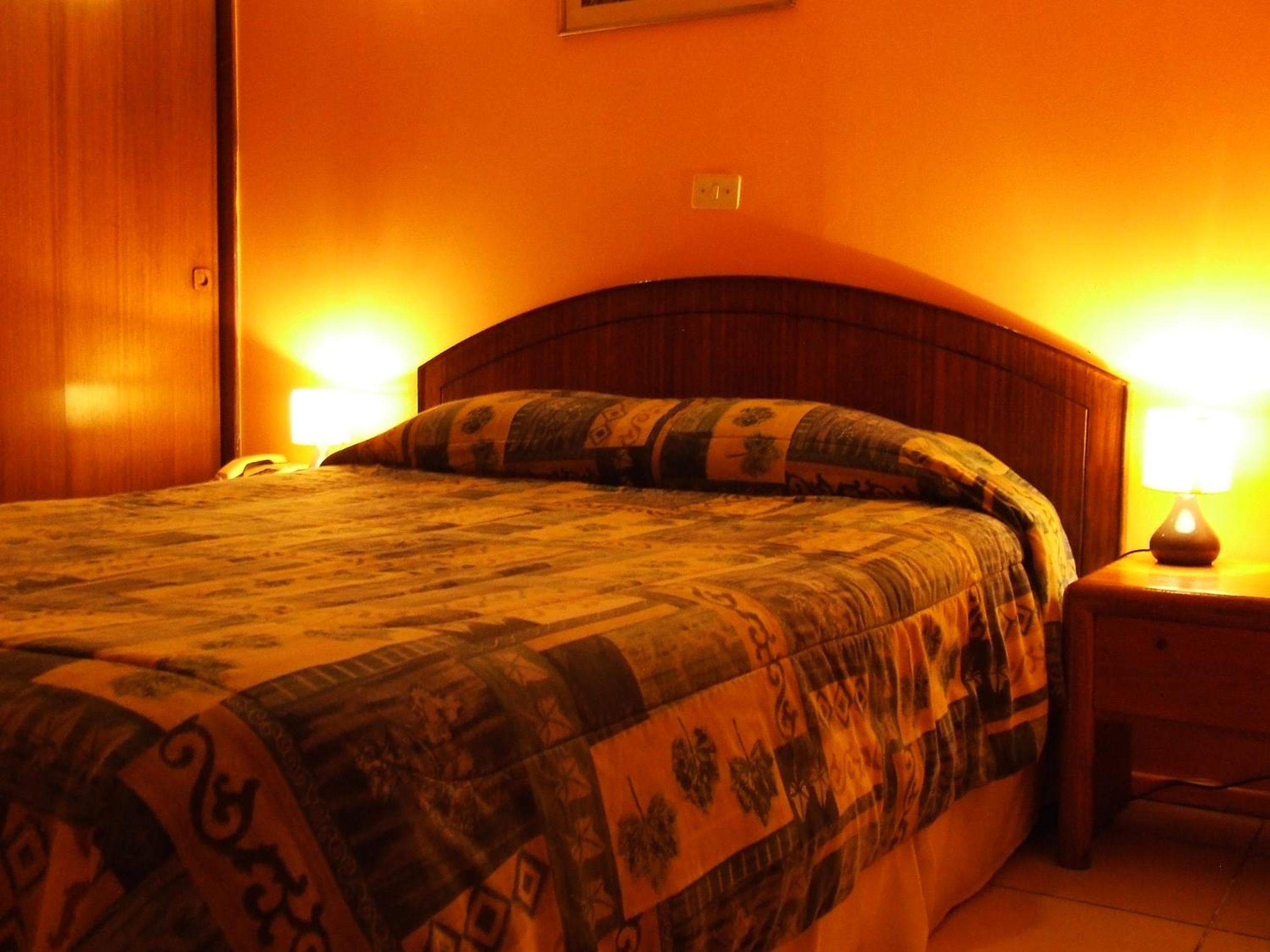 Double Room with Private Bathroom photo 2