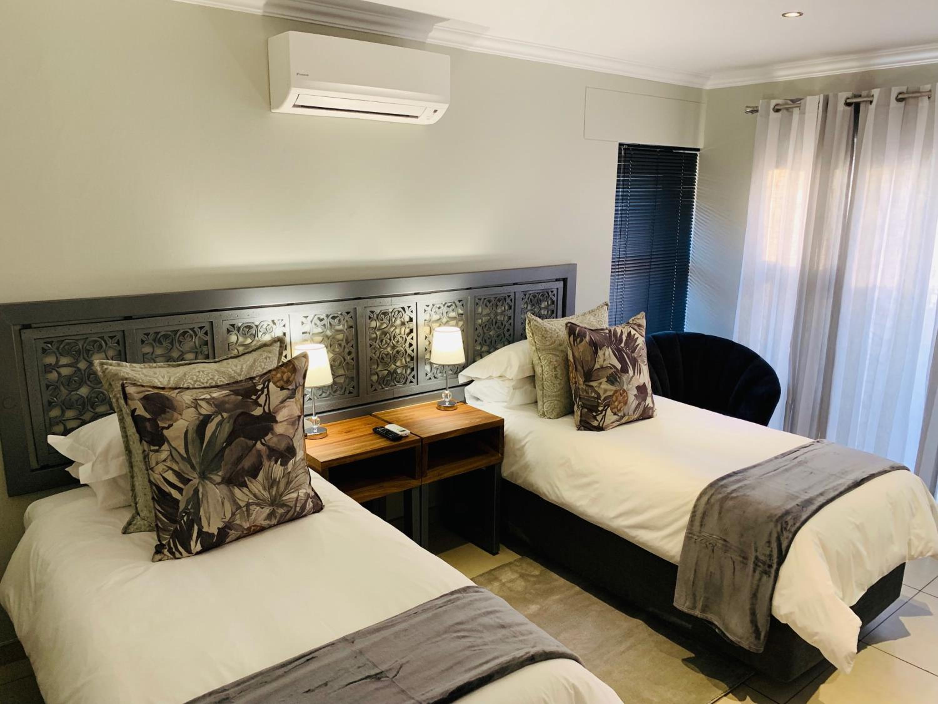 Deluxe Double or Twin Room - Photo 3