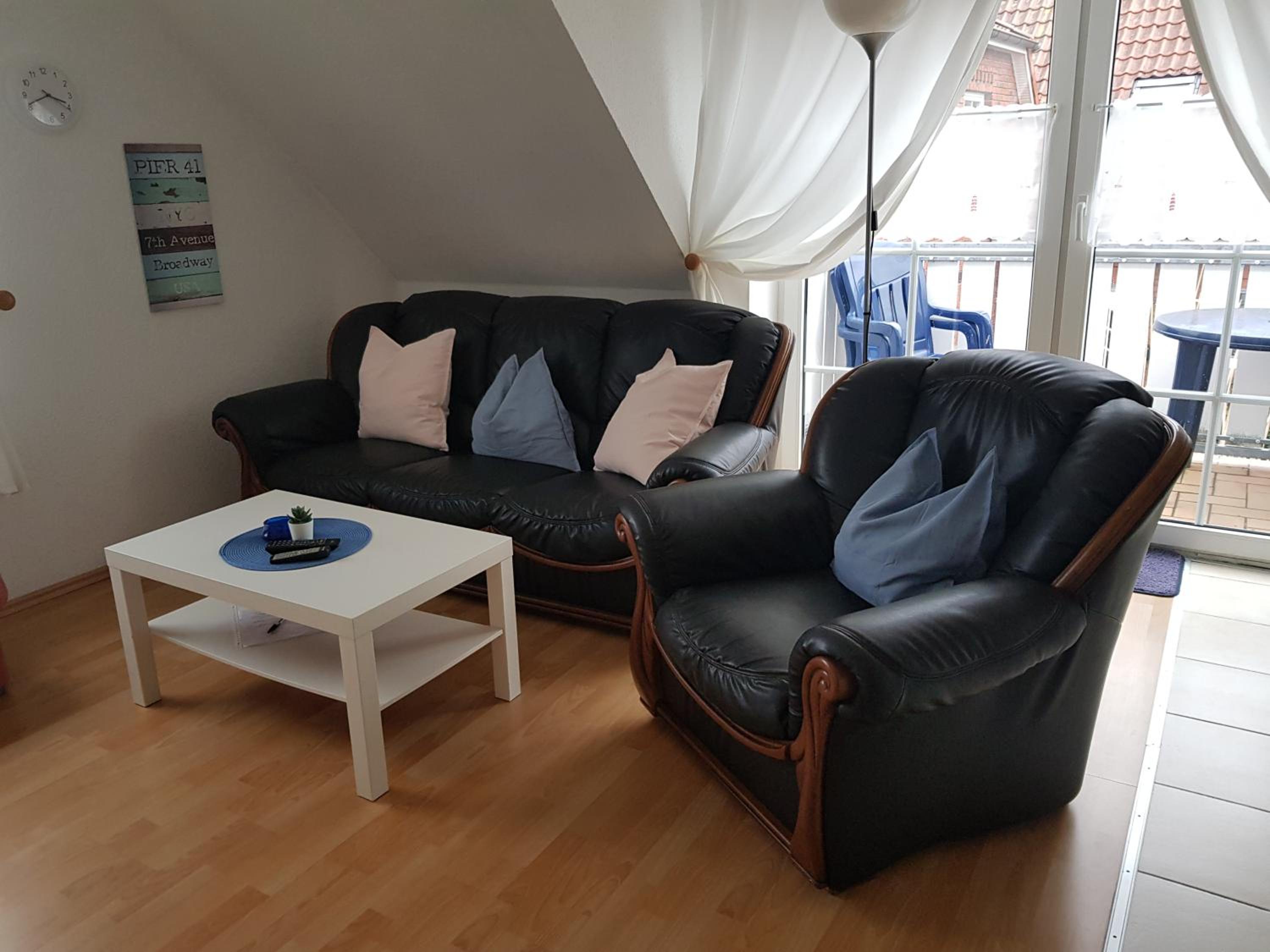 Apartment with Balcony photo 1