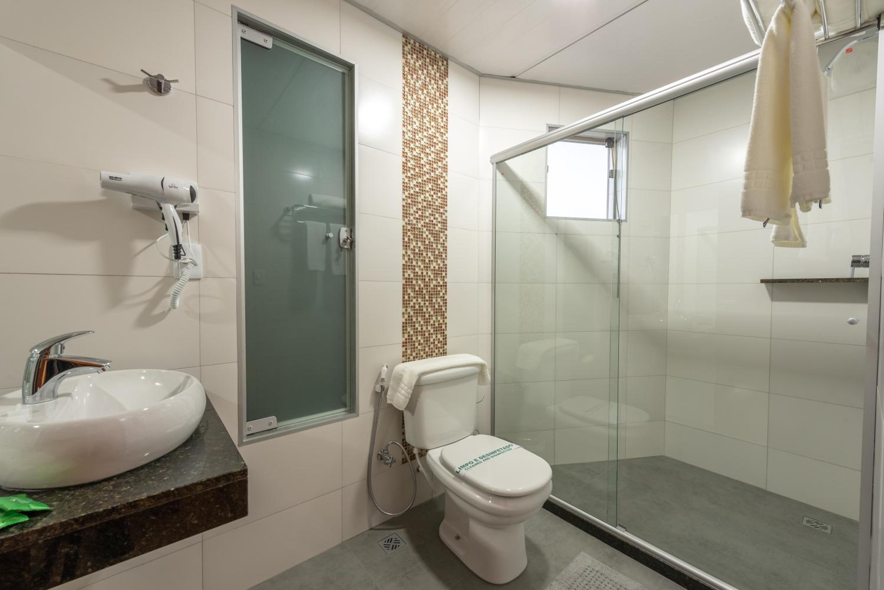 Luxury Triple Room photo 2