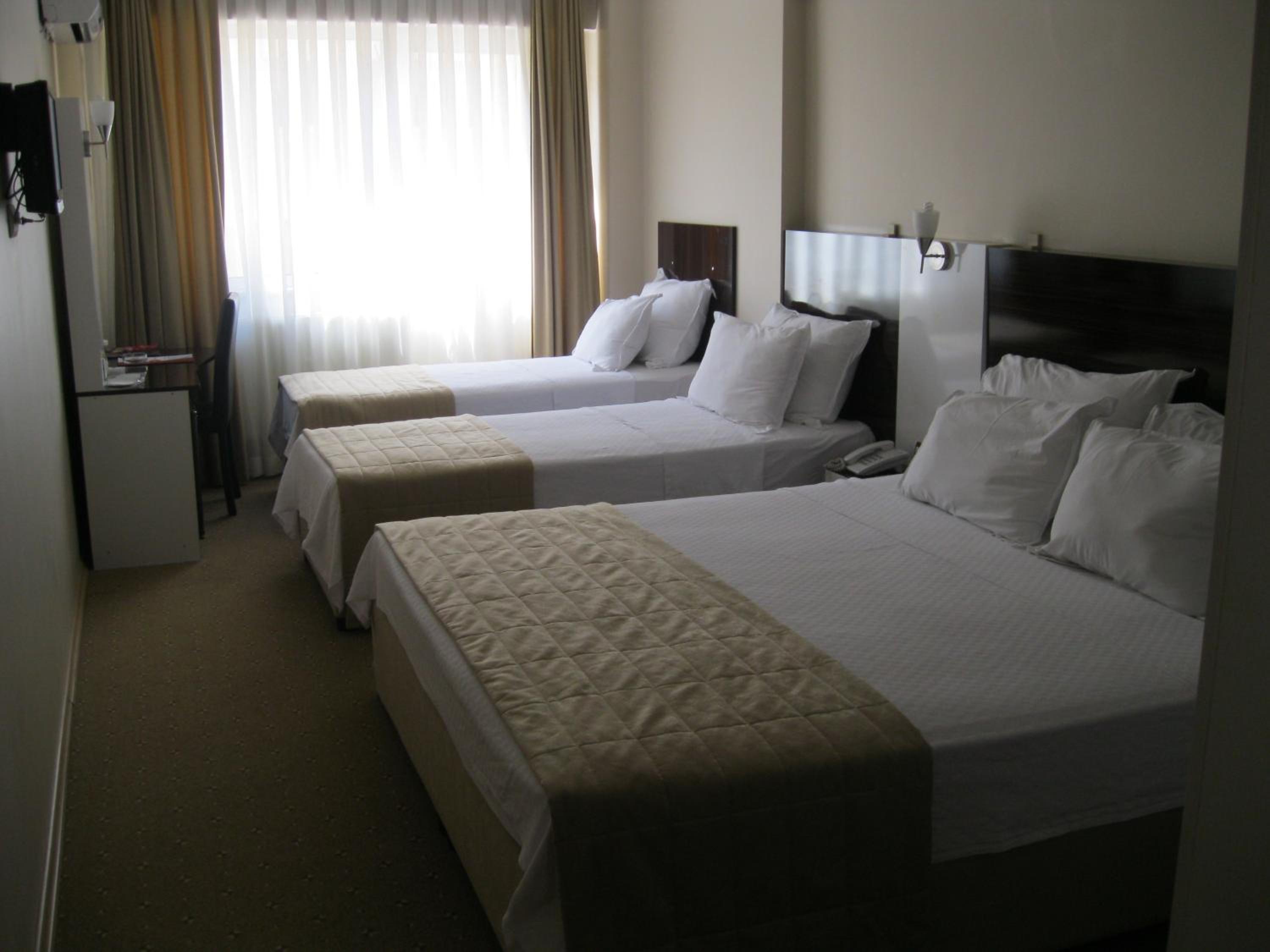 Standard Triple Room photo 1
