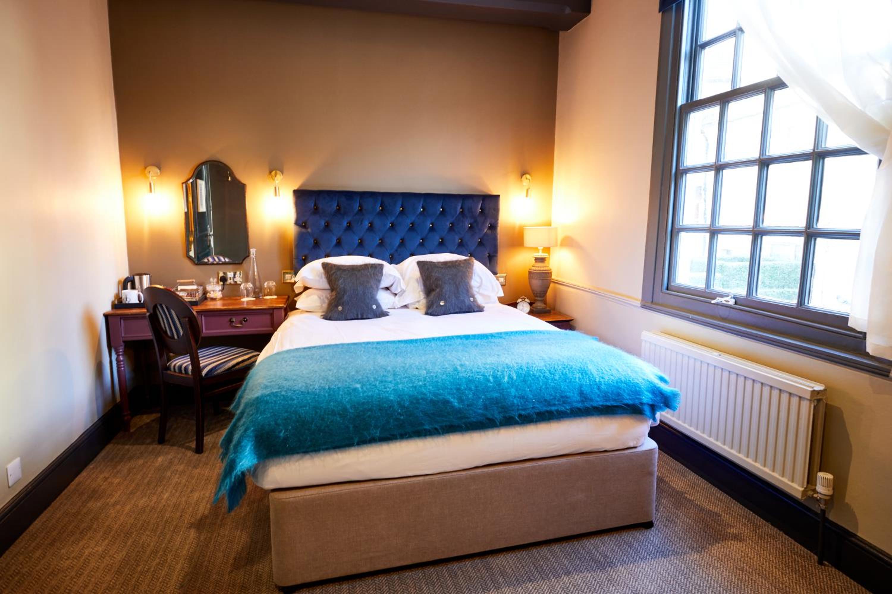 Standard Double Room - Photo 4