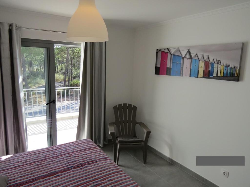 Three-Bedroom House photo 2
