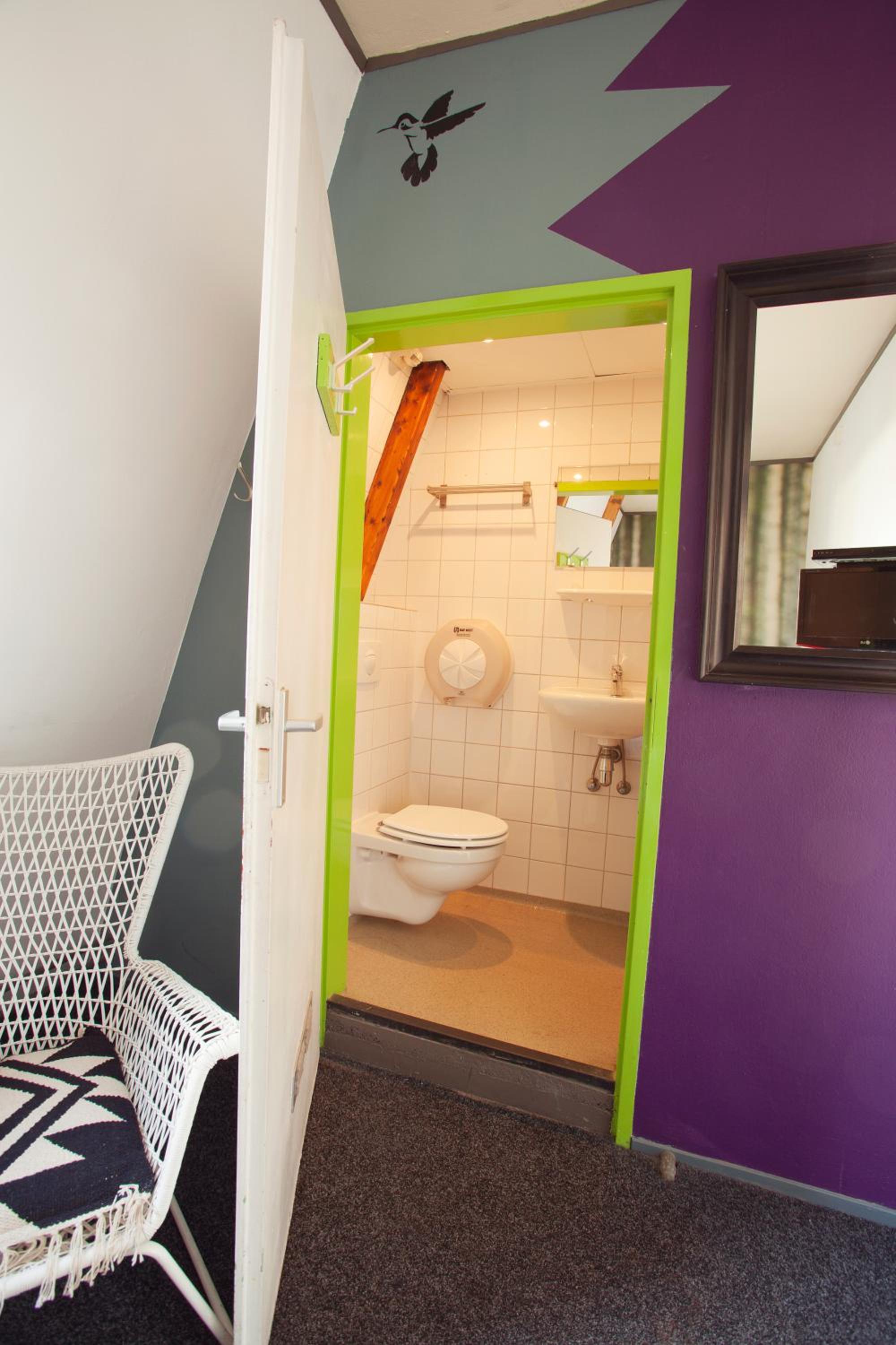 Single Room with Bathroom photo 3