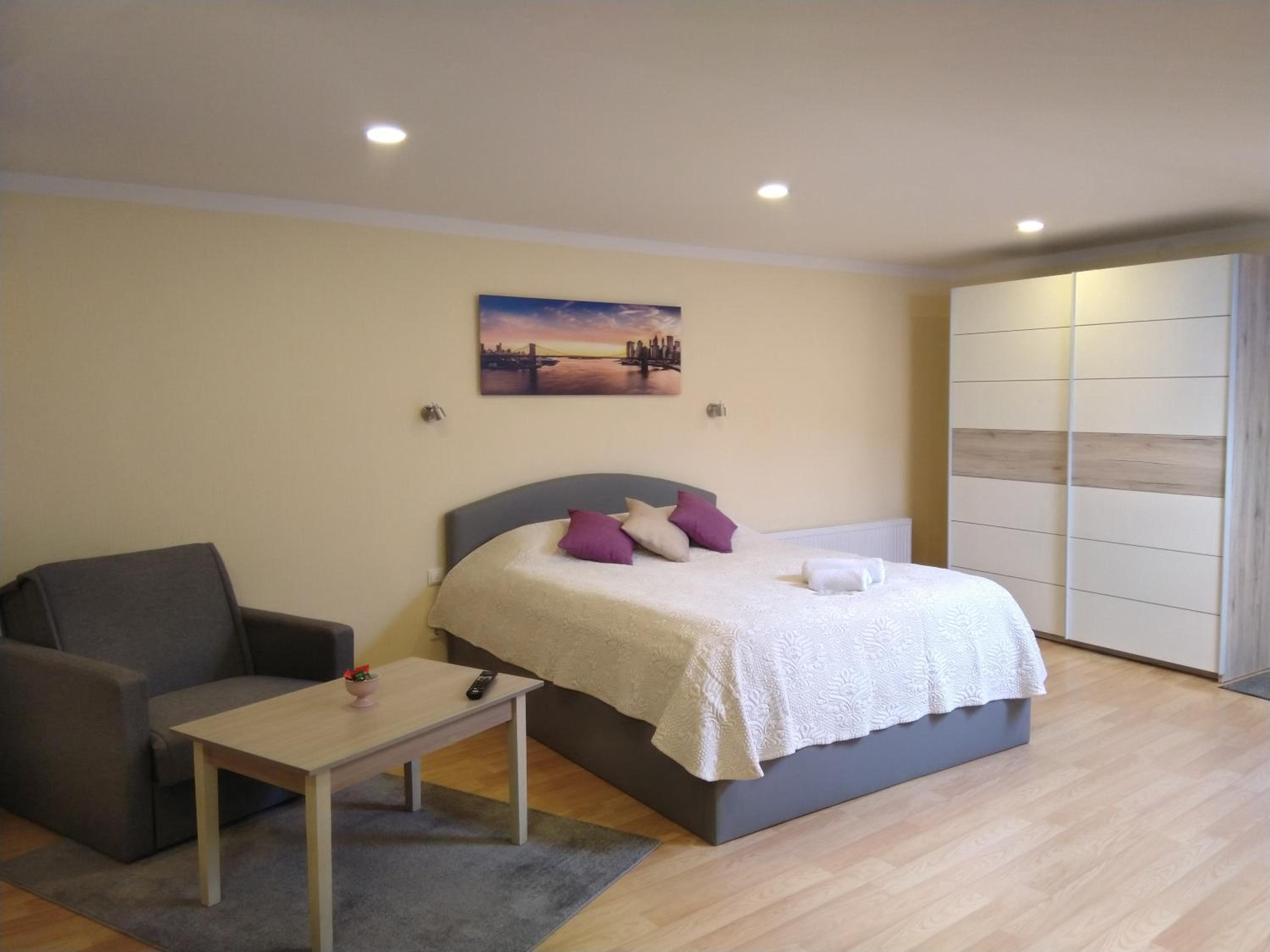 Studio Apartment