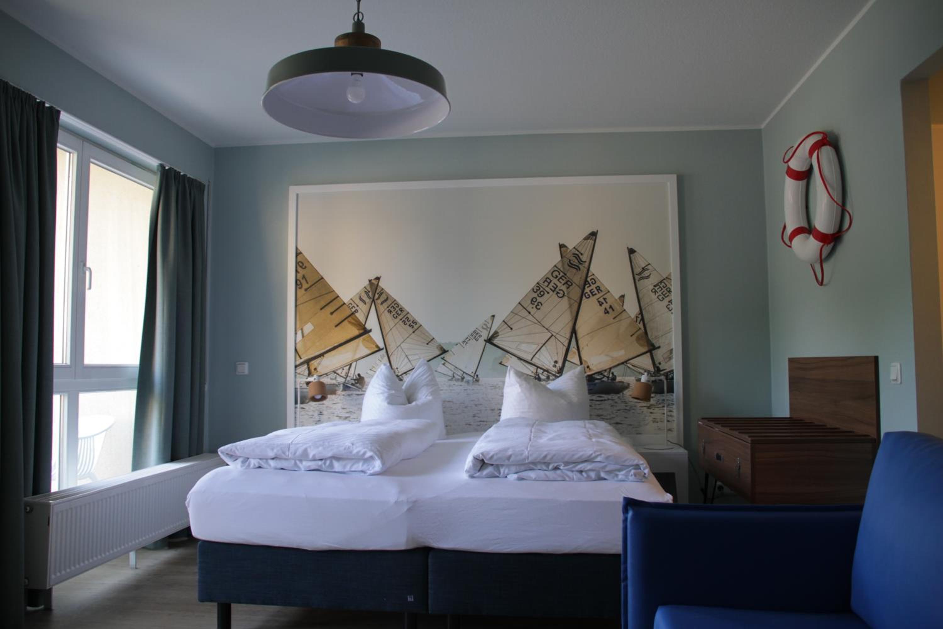 Deluxe Double or Twin Room with Balcony - Photo 3