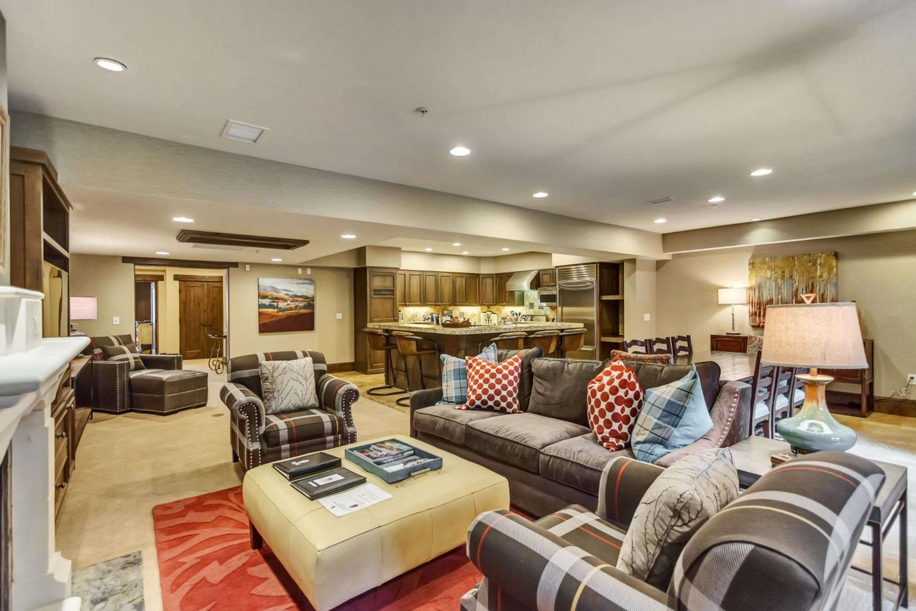 Three Bedroom Suite - Photo 20