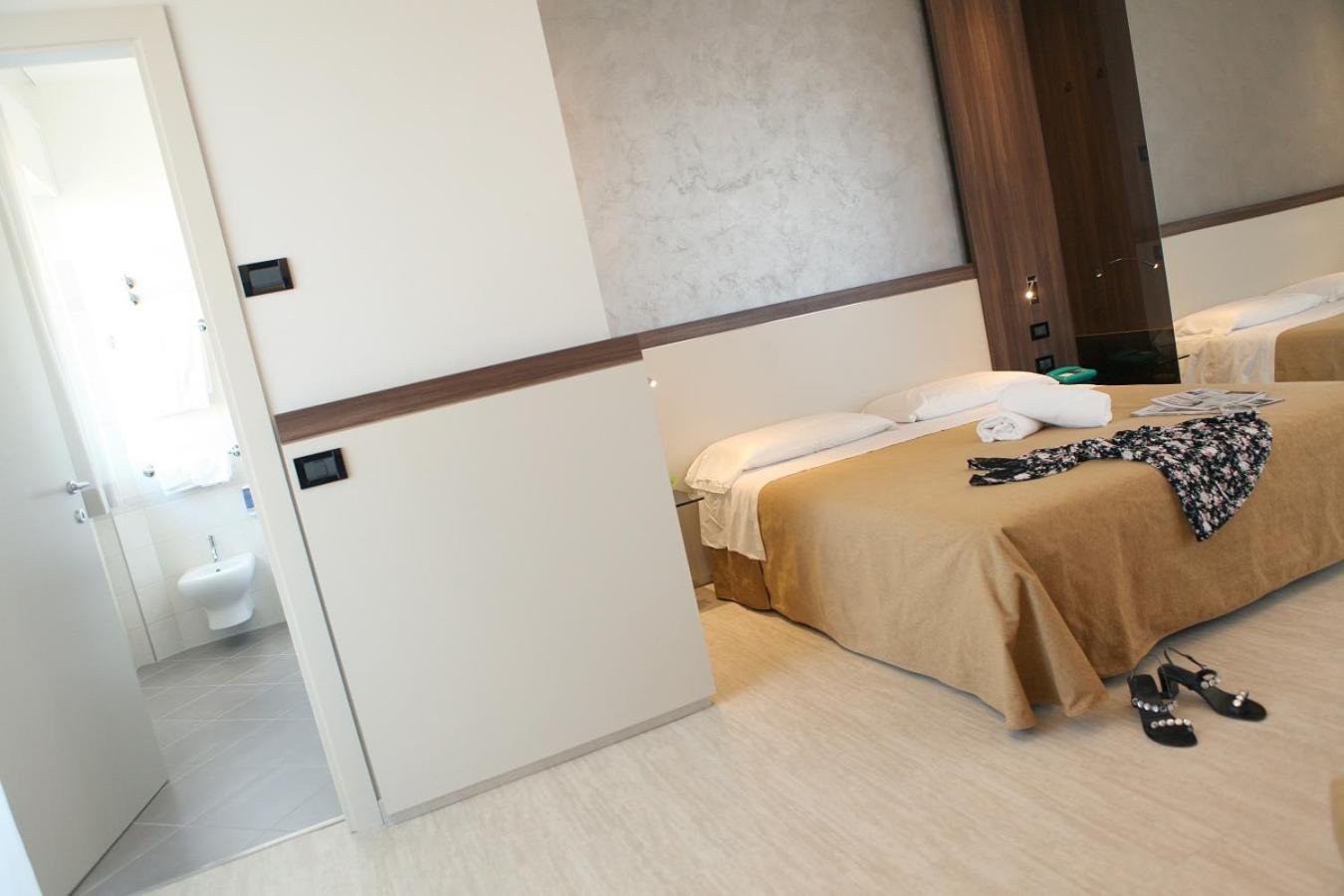 Suite with Sea View - Photo 4