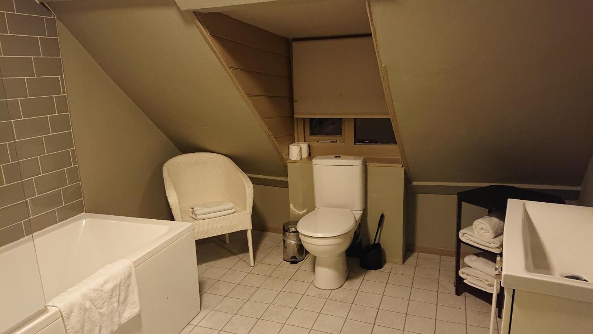 Family Suite - Photo 9