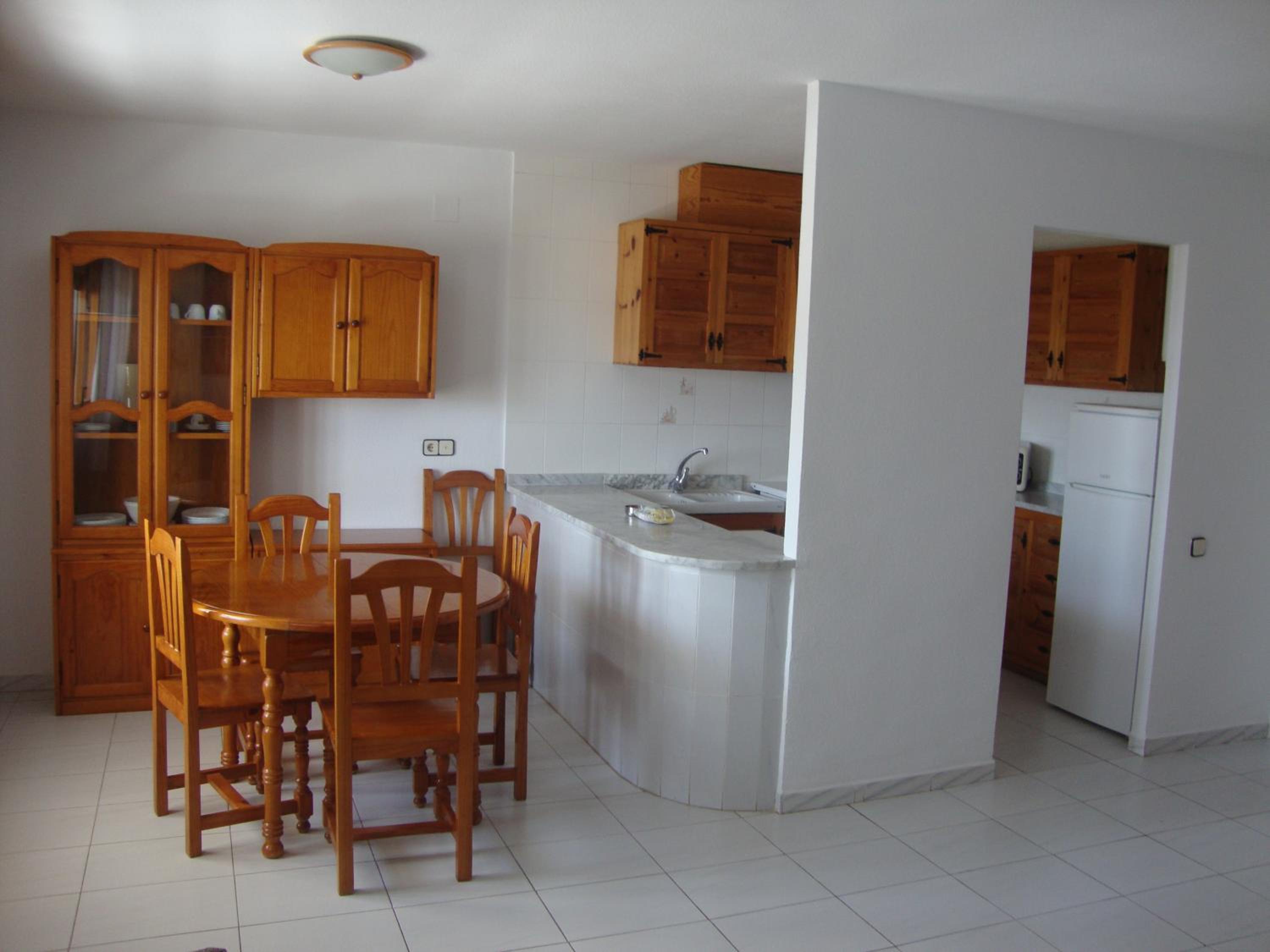 Apartment photo 2